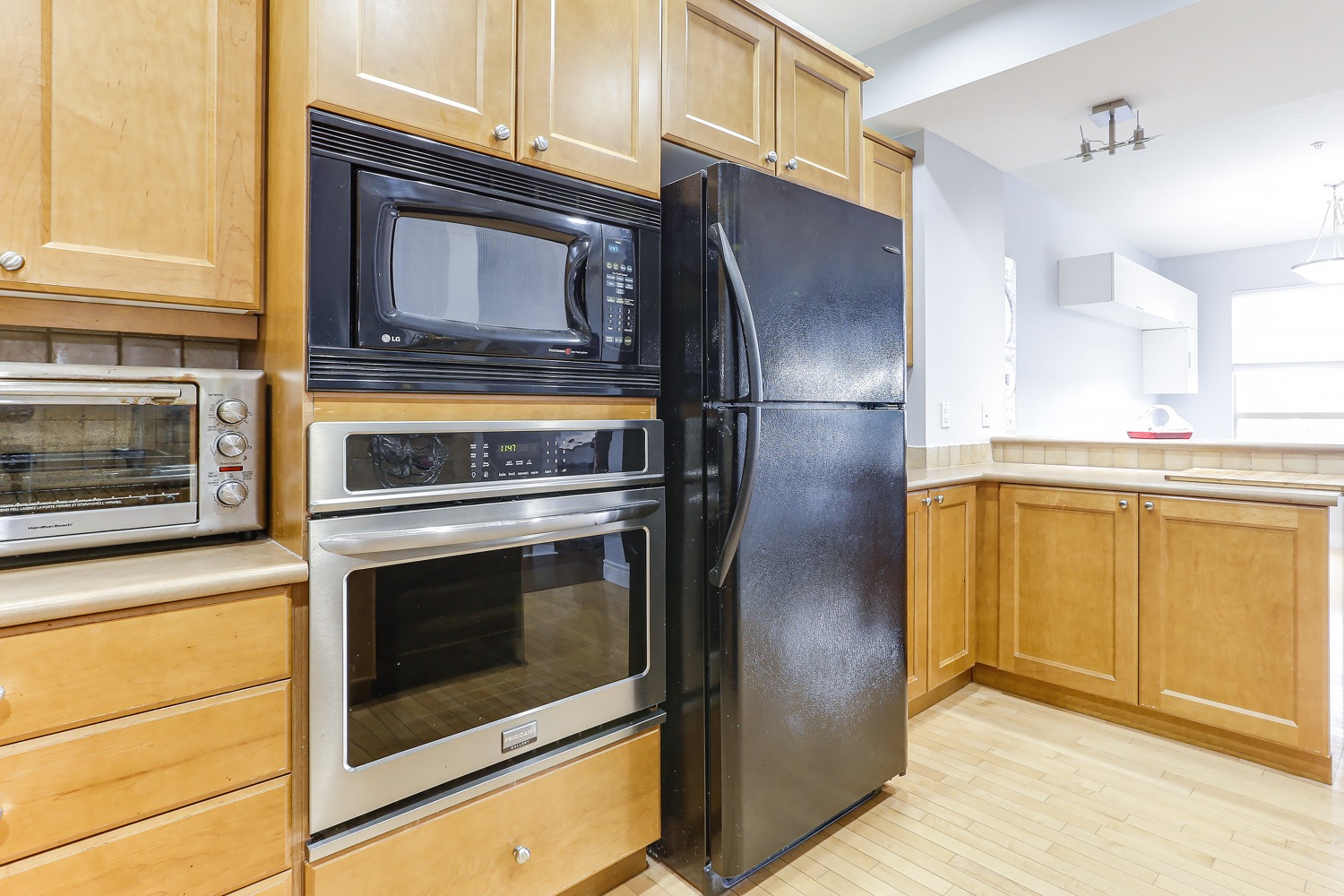 8-16655 64 Avenue Surrey 11