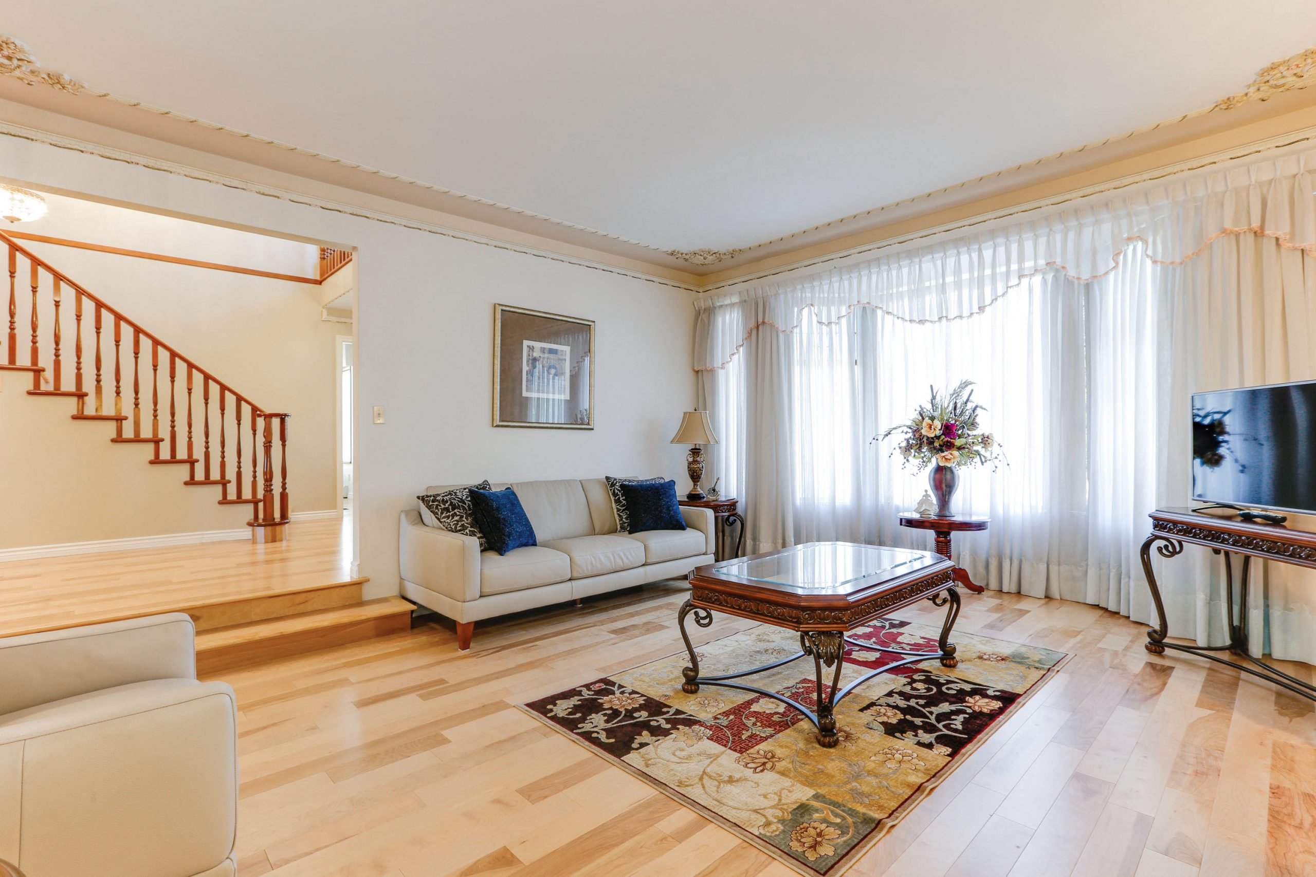 3866 Pandora Street Burnaby 6