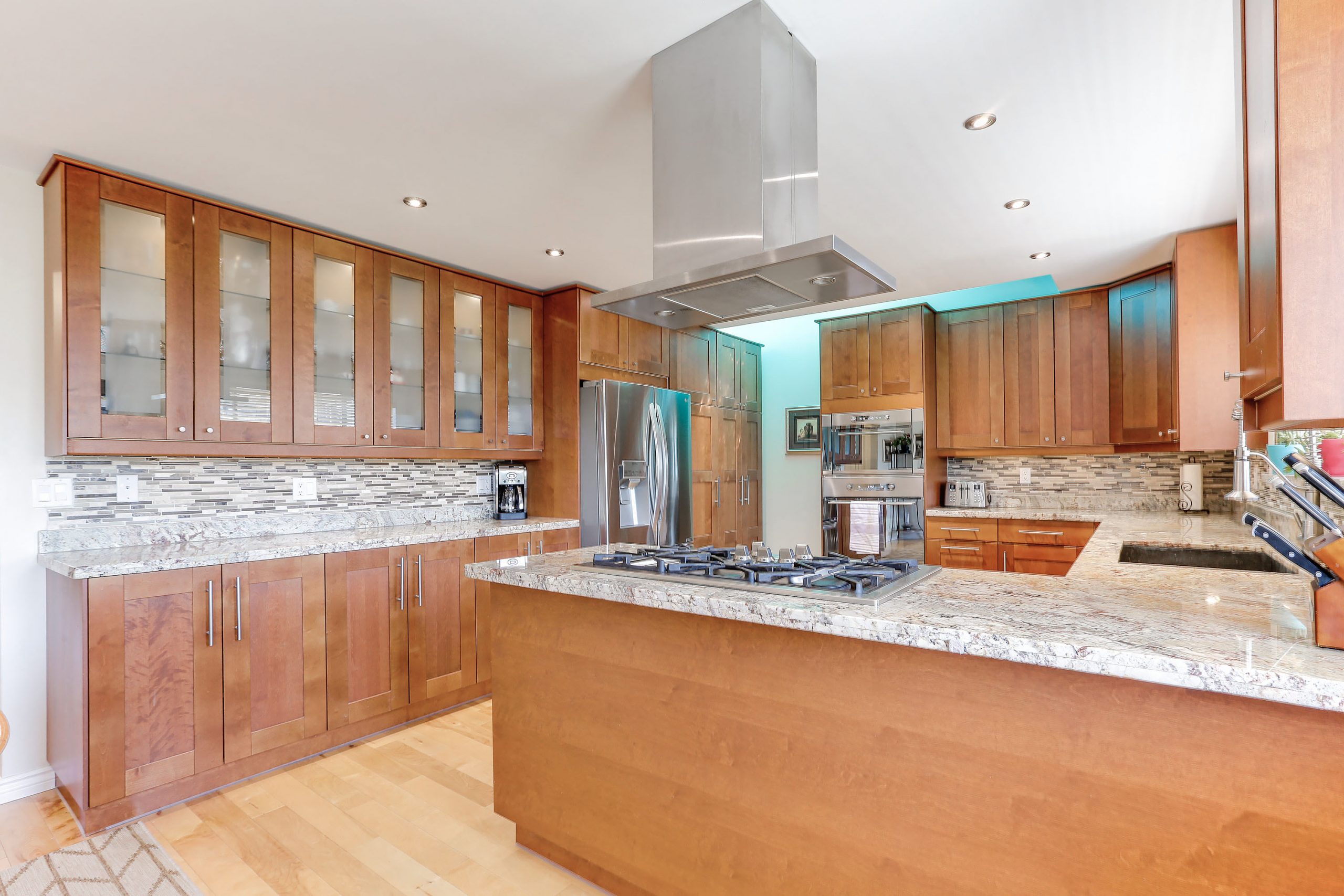 3866 Pandora Street Burnaby 14