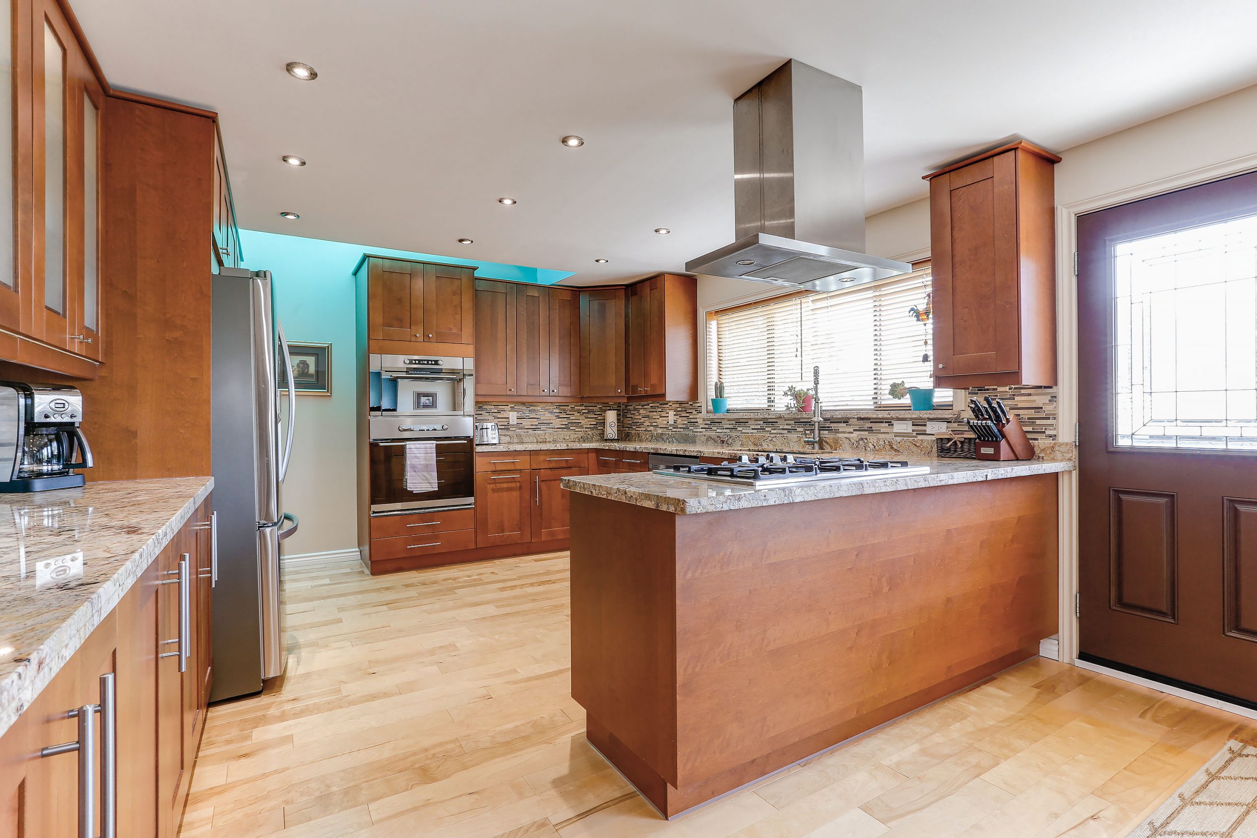 3866 Pandora Street Burnaby 15