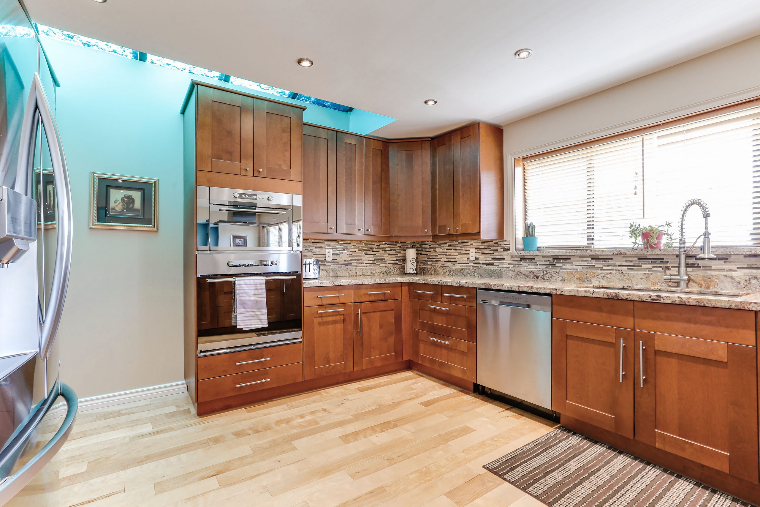 3866 Pandora Street Burnaby 16