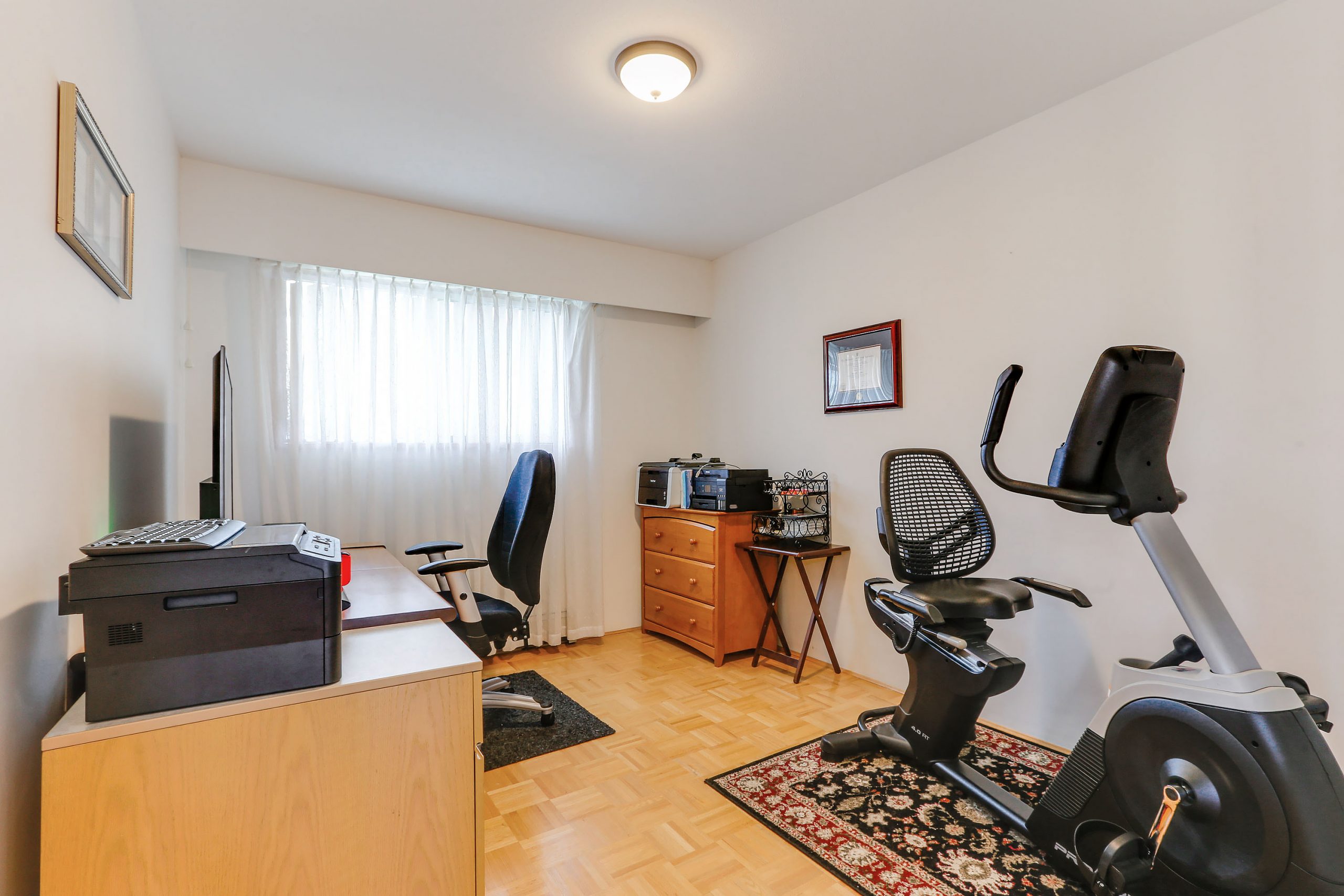 3866 Pandora Street Burnaby 36