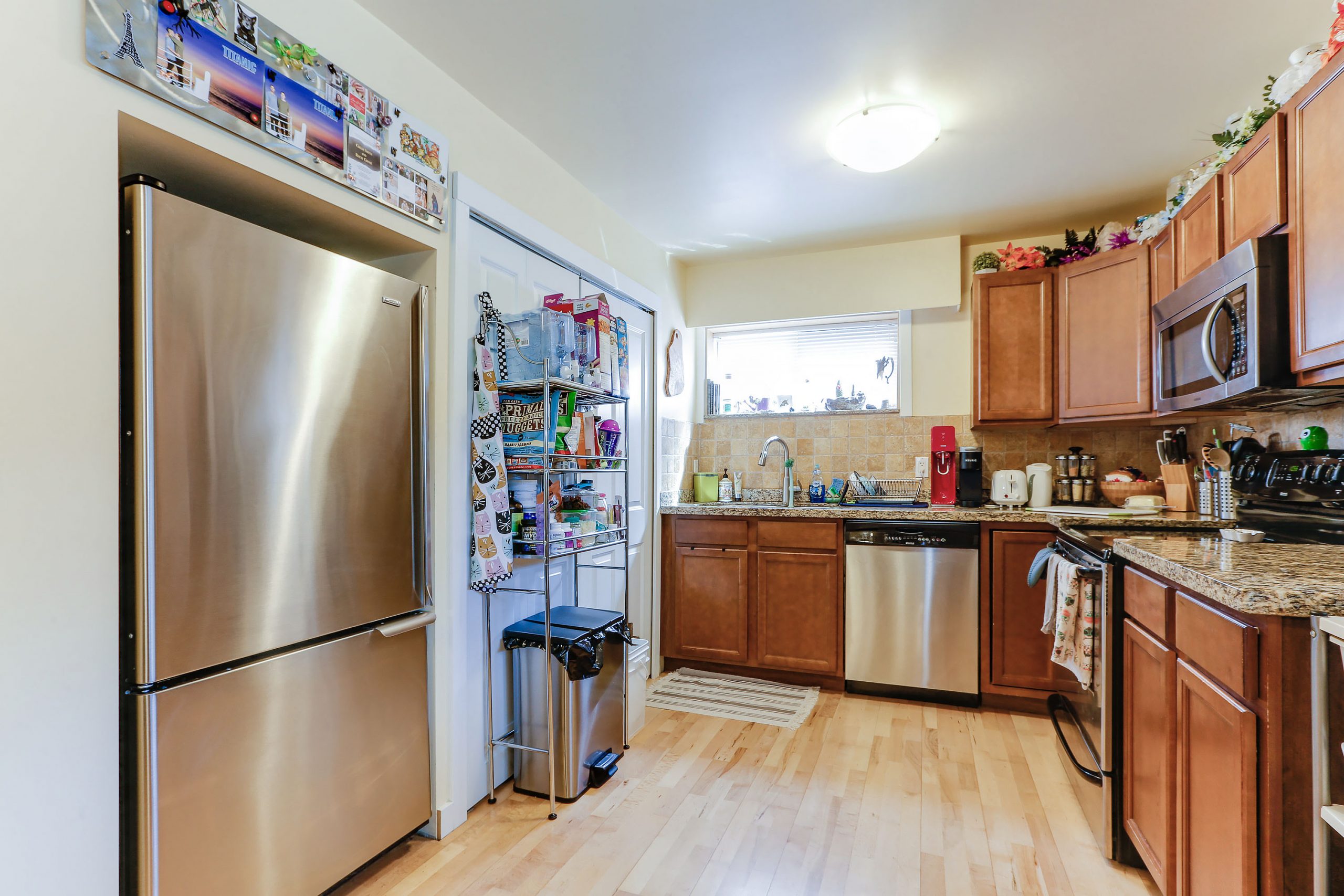 3866 Pandora Street Burnaby 45
