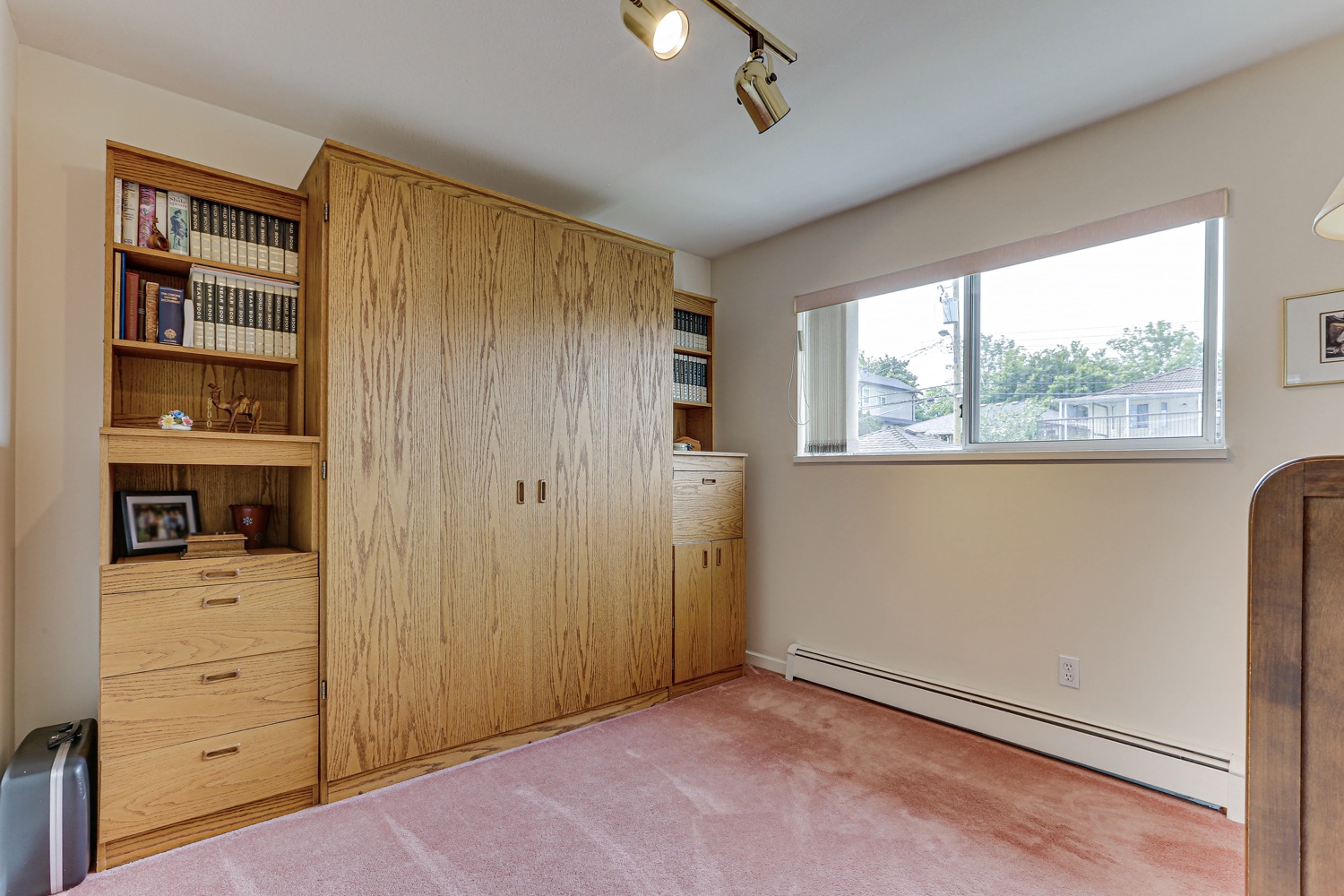 2508 East 19th Avenue Vancouver 24
