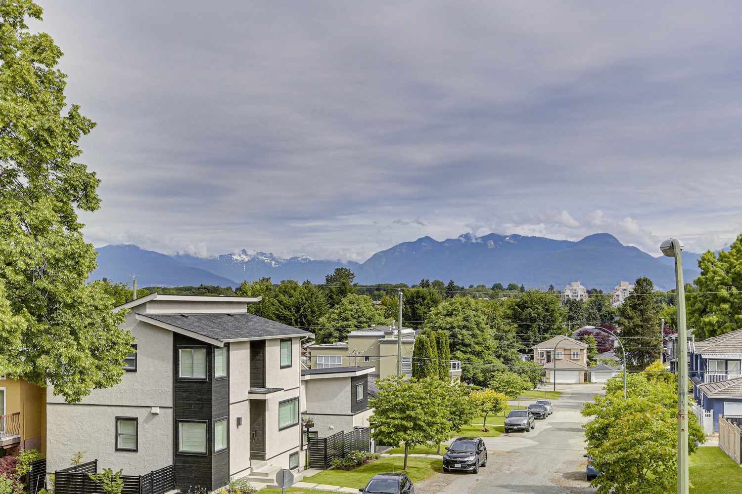 2508 East 19th Avenue Vancouver 39