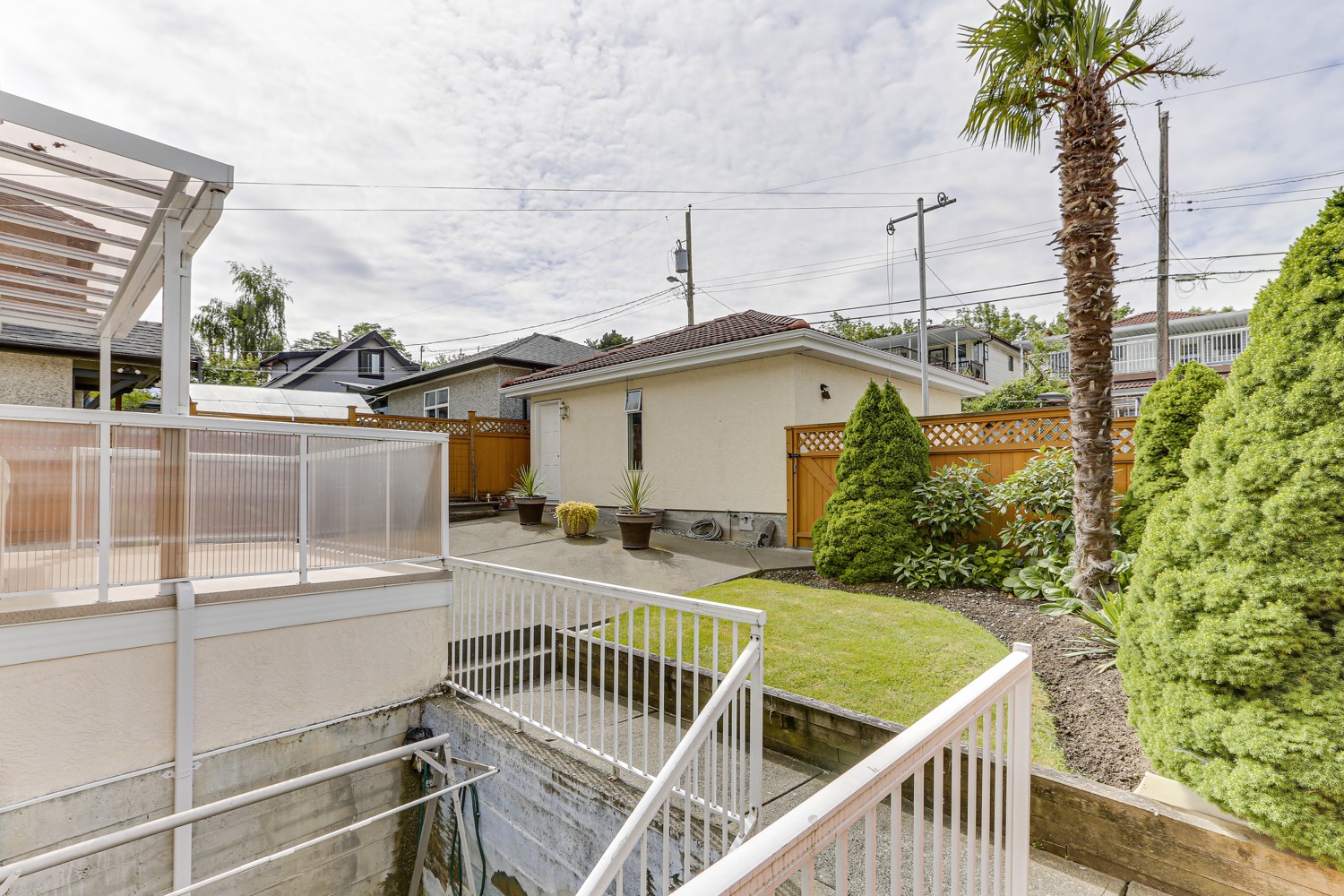 2508 East 19th Avenue Vancouver 43