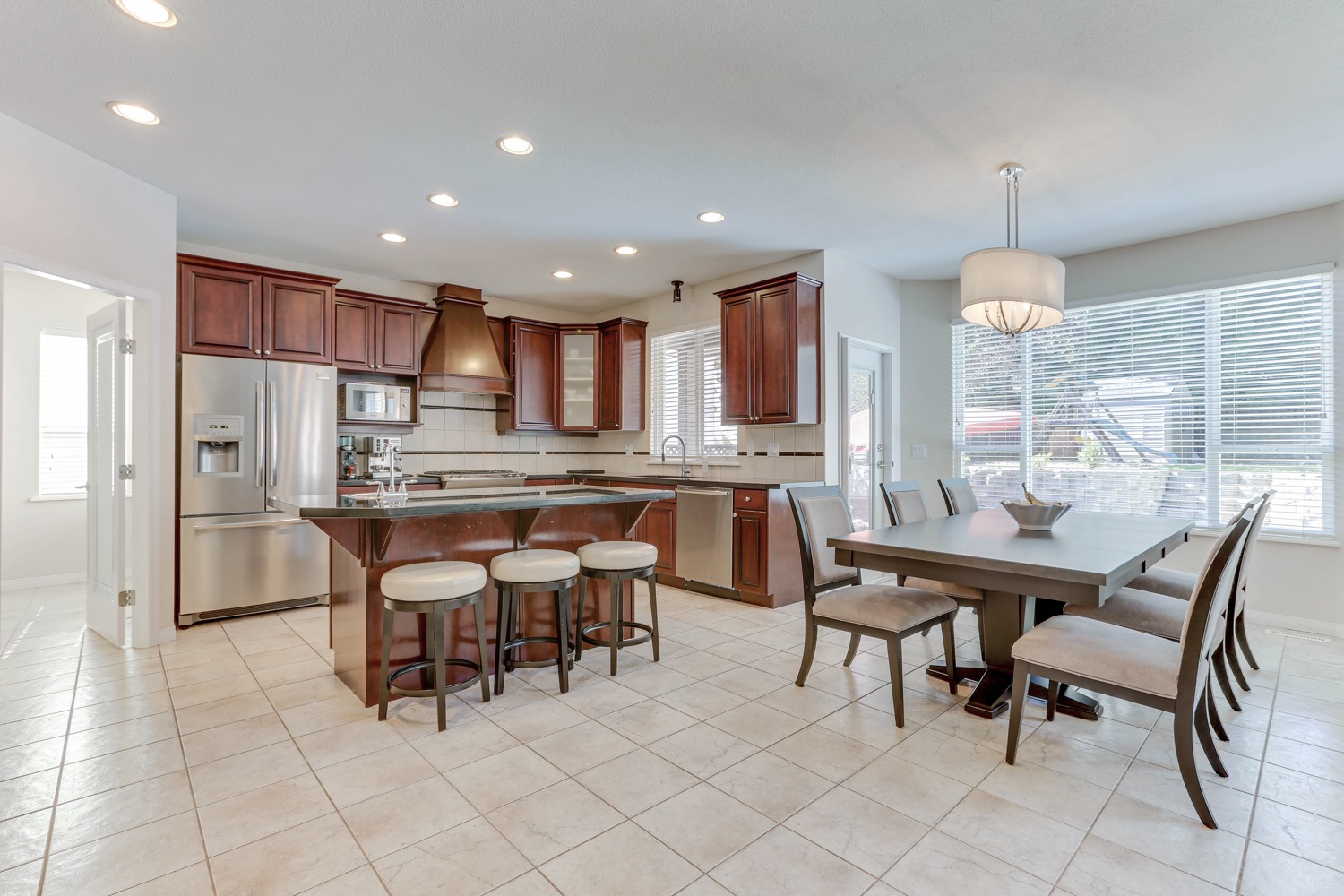 8 Wilkes Creek Drive, Port Moody 9
