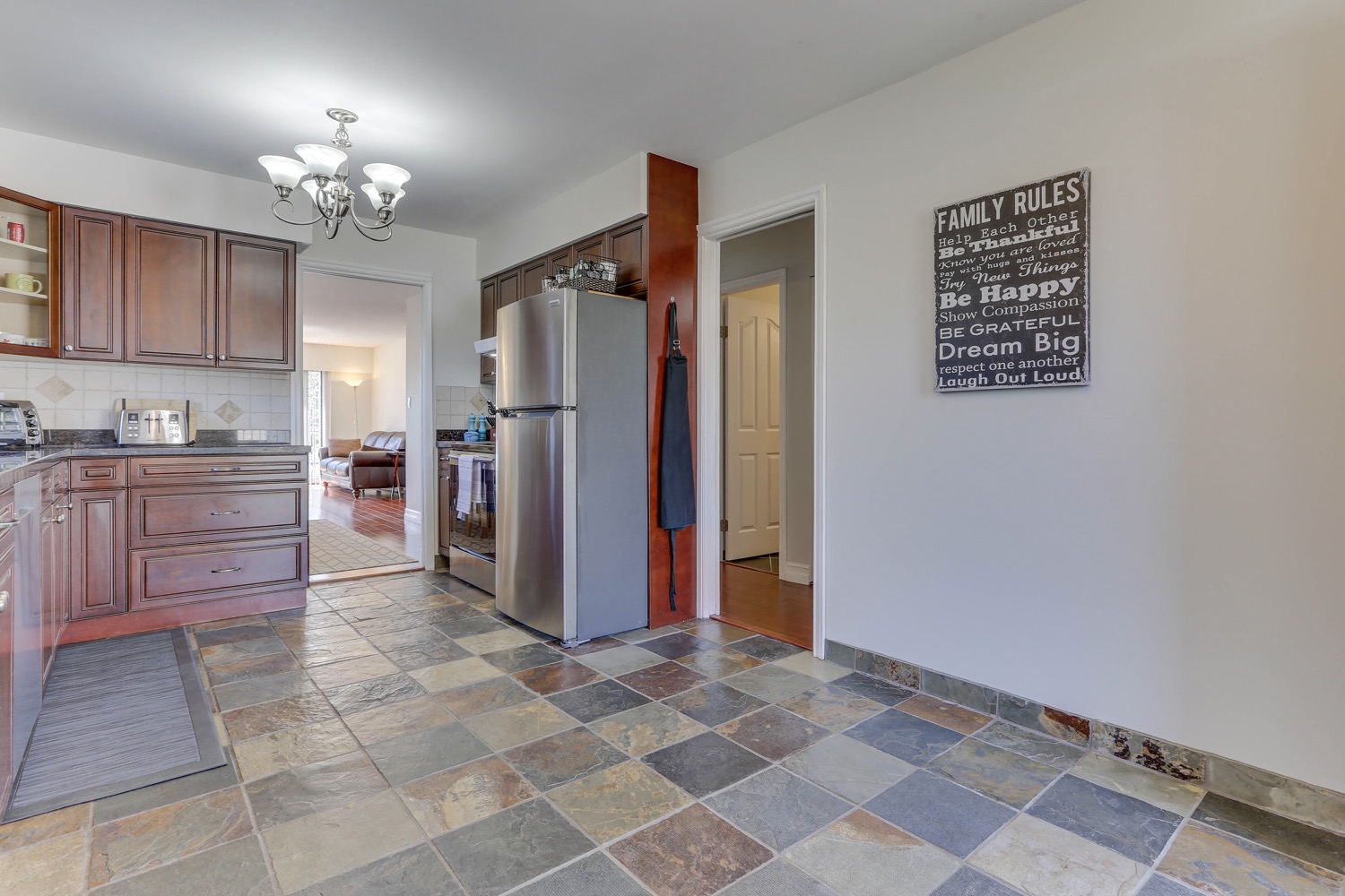3027 East 7th AVENUE, Vancouver 12