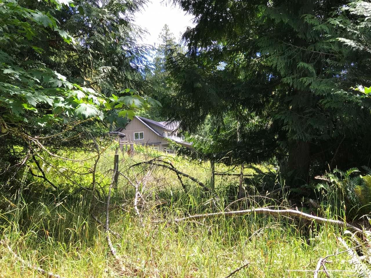 446 Lake View, Thetis Island
