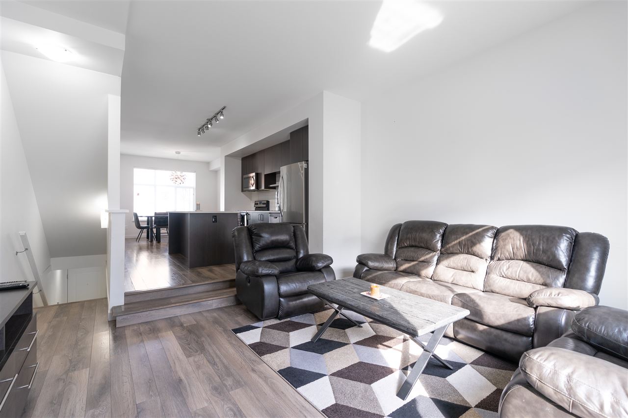 24 8130 136A STREET 13