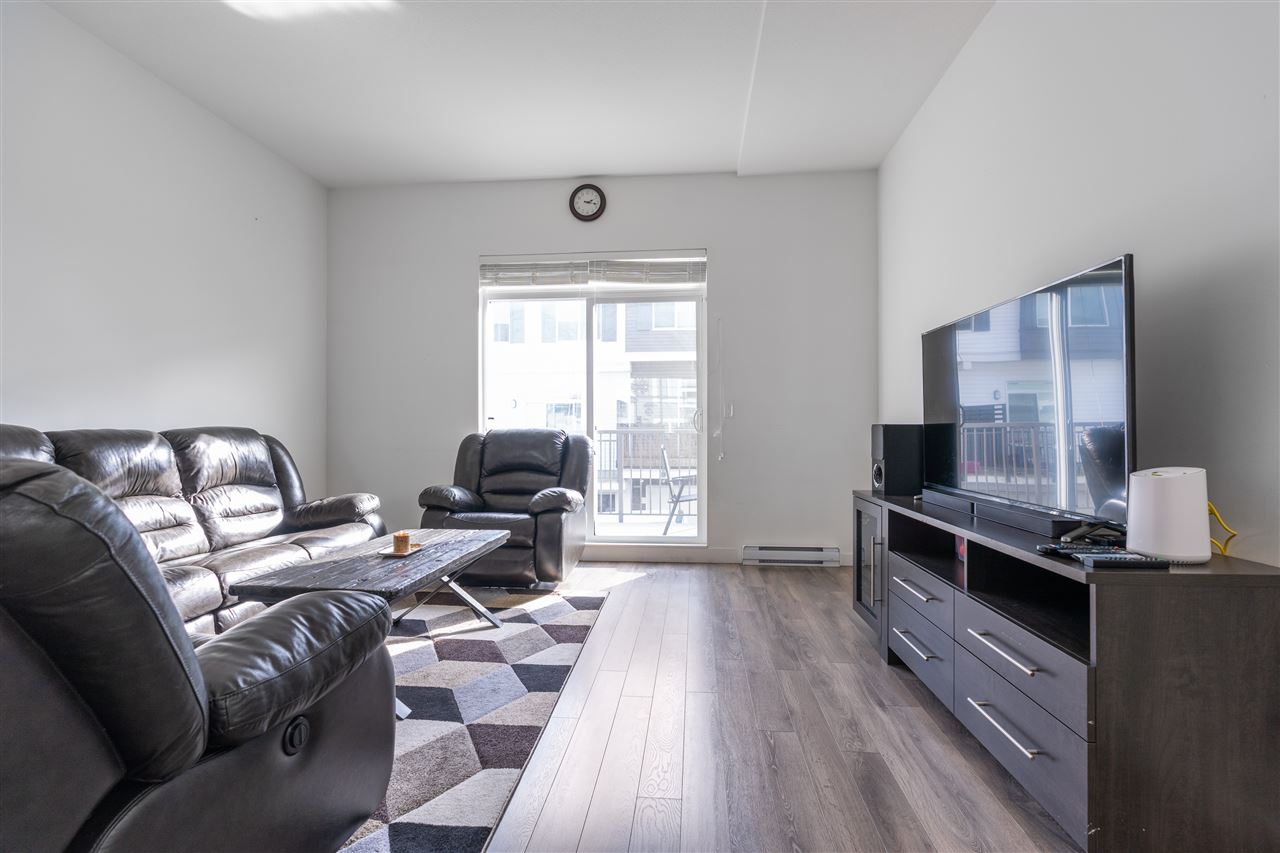 24 8130 136A STREET 15