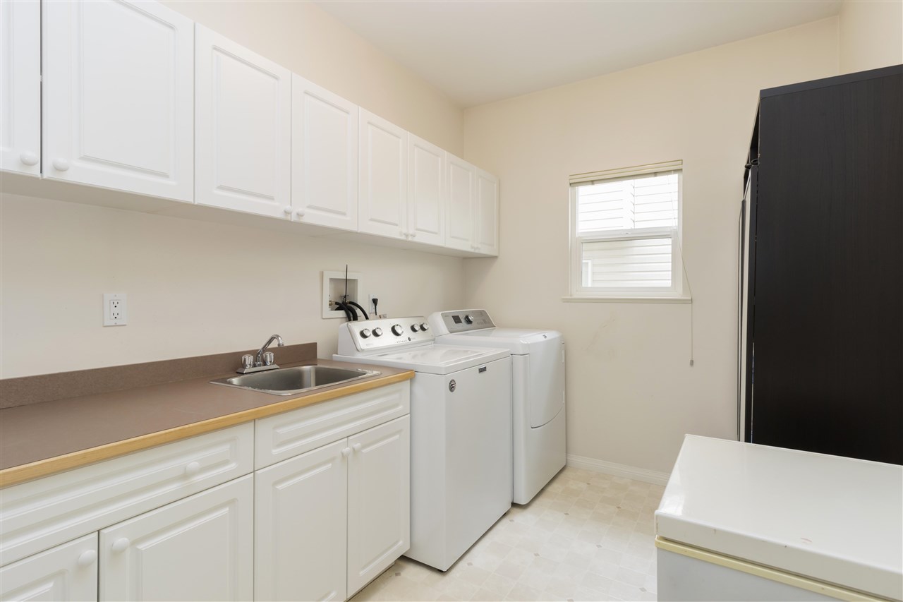 11360 238 STREET MAPLE RIDGE 64