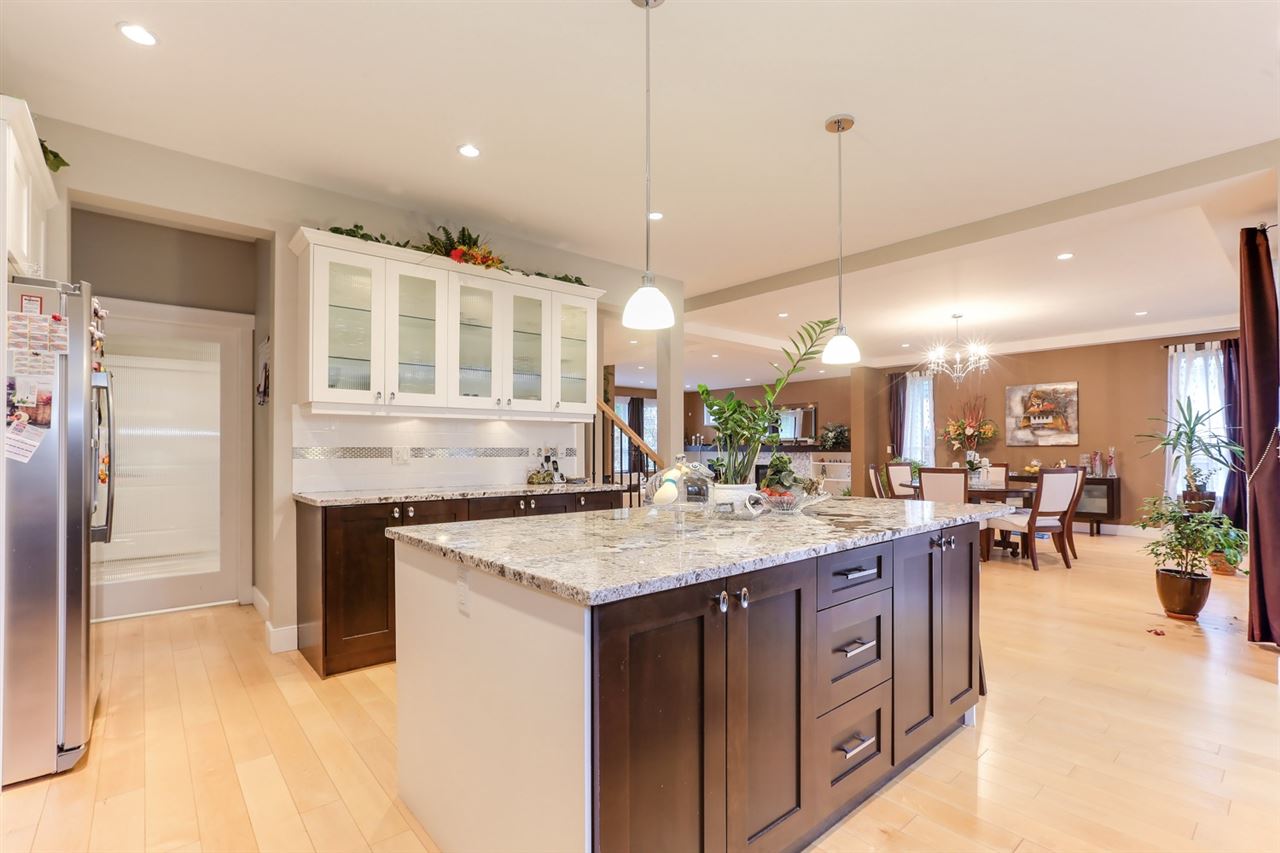 14305 PARK DRIVE 6