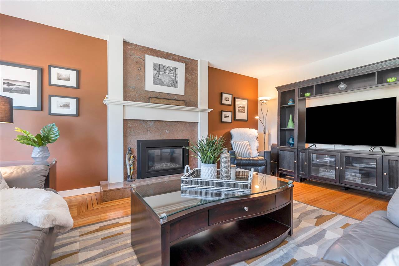 936 BAKER DRIVE 7
