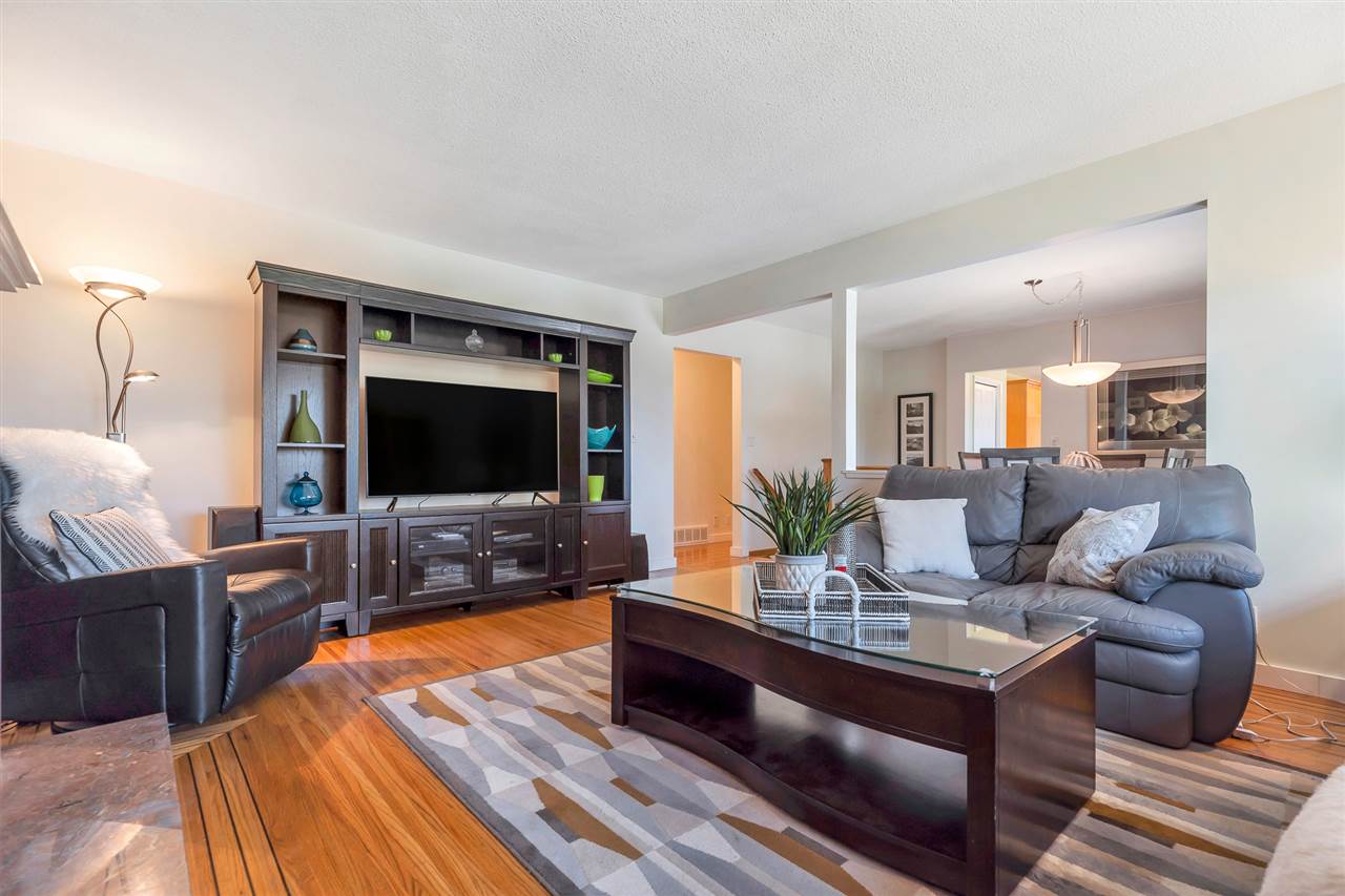936 BAKER DRIVE 8