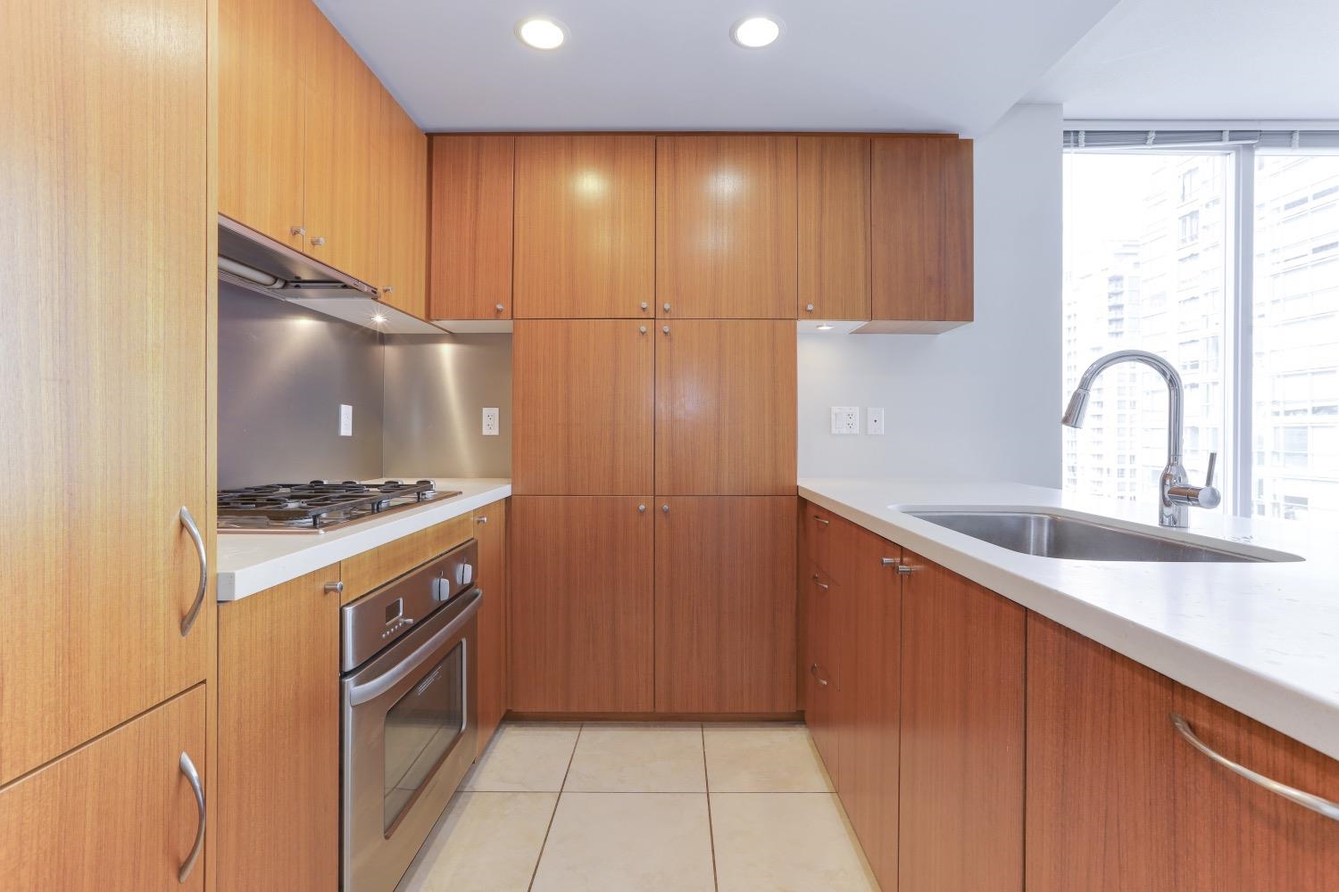 1207 1133 HOMER STREET, VANCOUVER 10