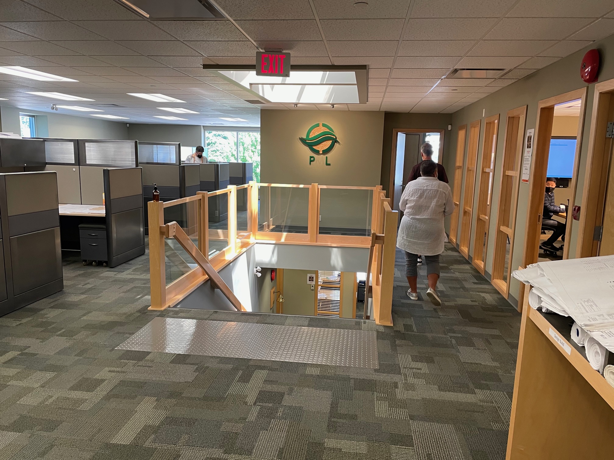 2572 Davies Avenue, Port Coquitlam 14