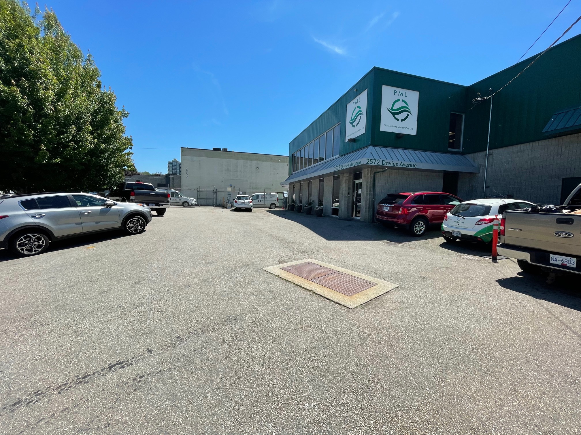 2572 Davies Avenue, Port Coquitlam 2