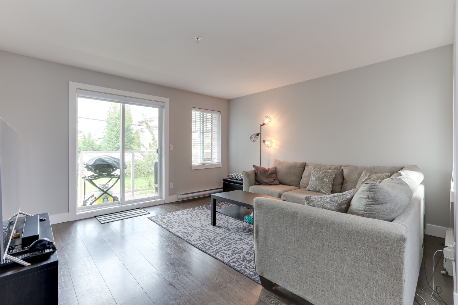 205 1990 Westminster Avenue, Port Coquitlam 3