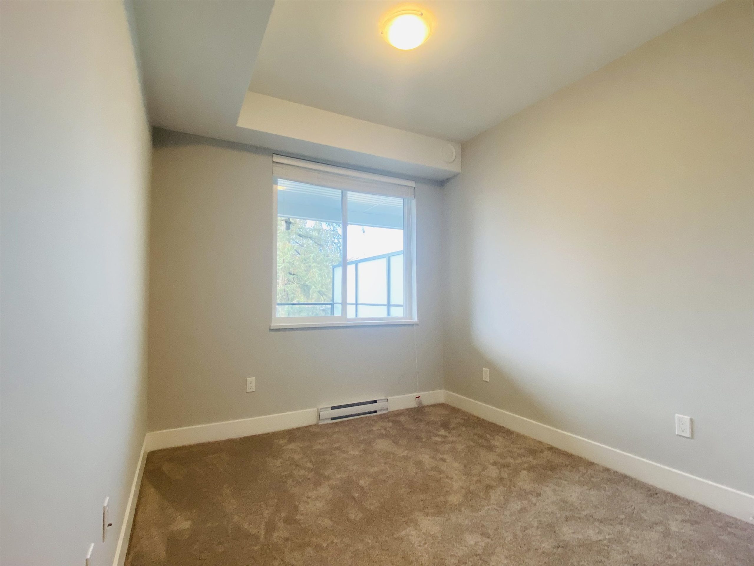 4207 2180 KELLY AVENUE 9