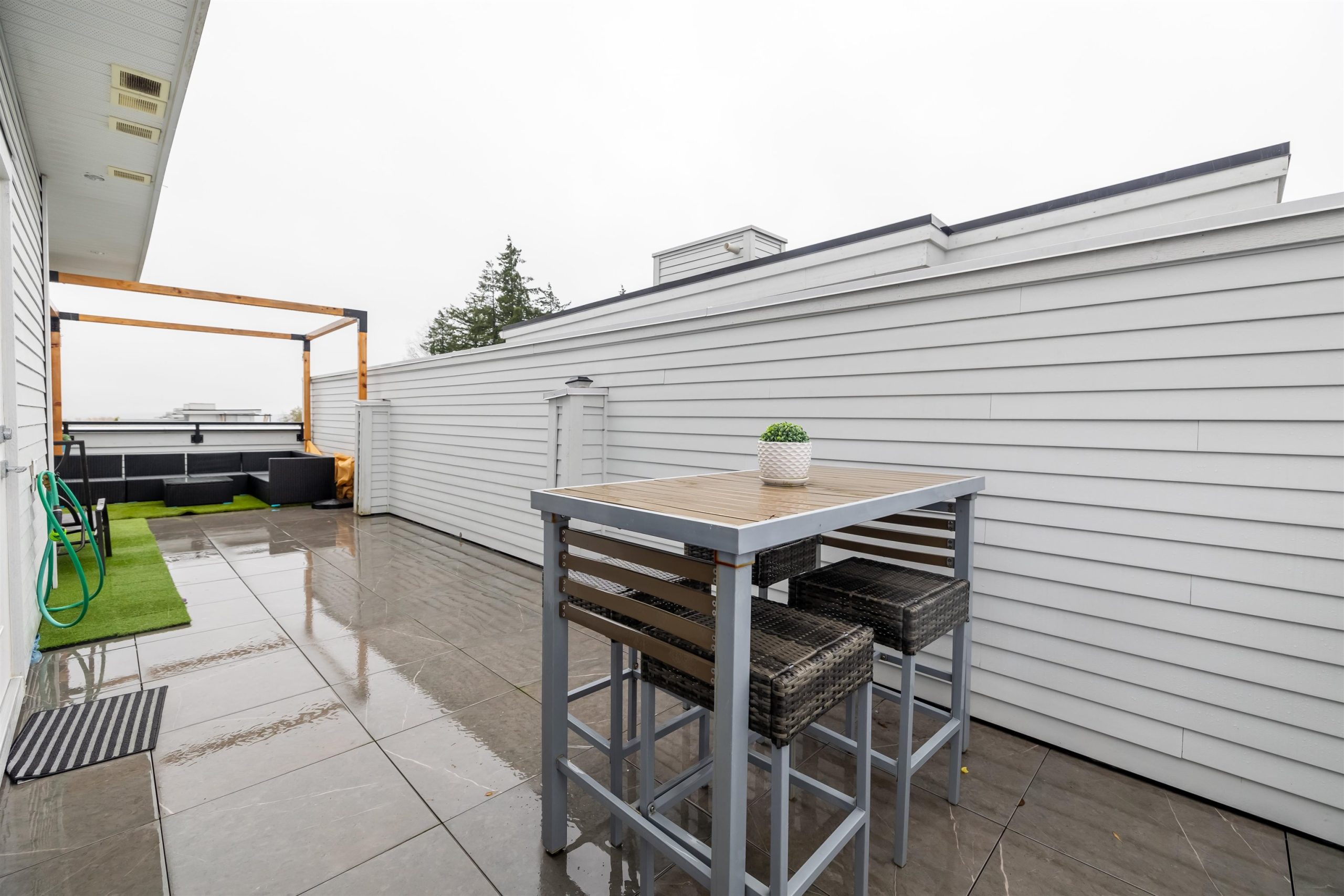 57 16336 23A AVENUE 33