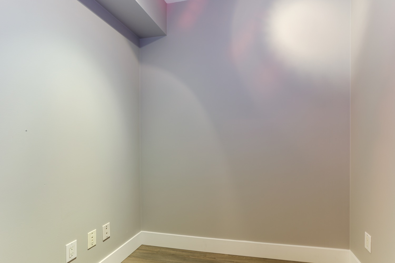 2002 989 RICHARDS STREET, VANCOUVER 22