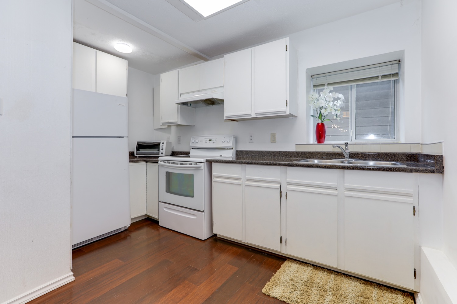 7115 129A STREET, SURREY 25