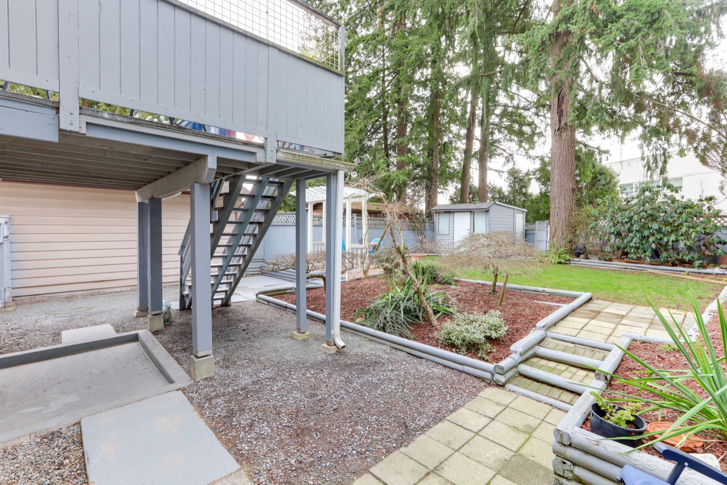 7115 129A STREET, SURREY 35