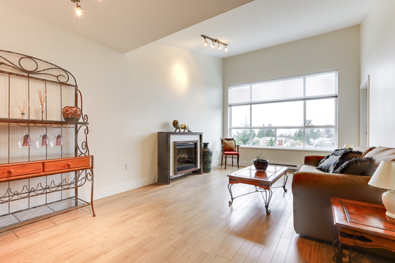 415 7445 120 STREET 2