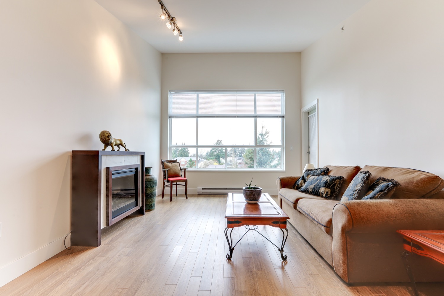 415 7445 120 STREET 3