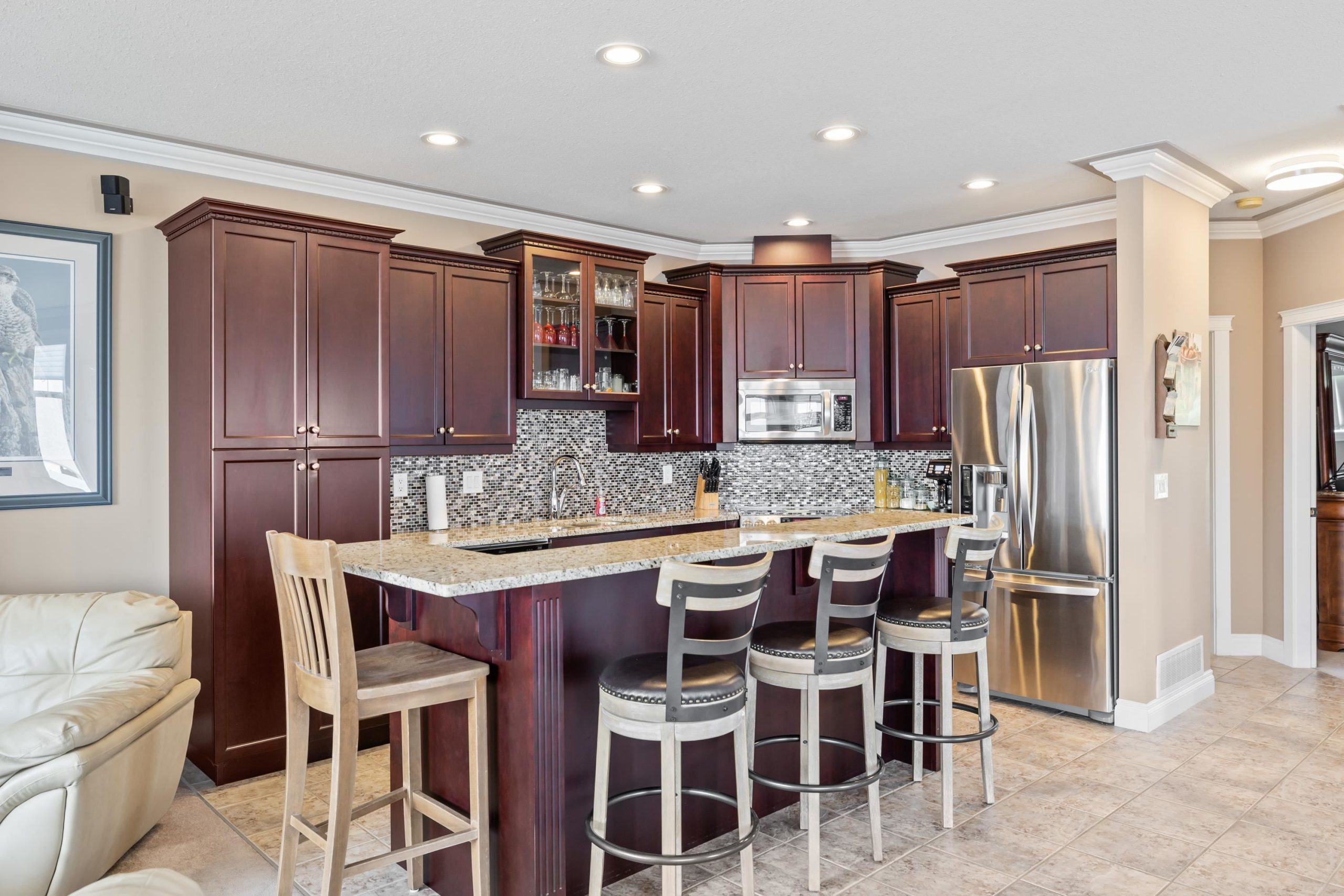 107 8590 SUNRISE DRIVE 3