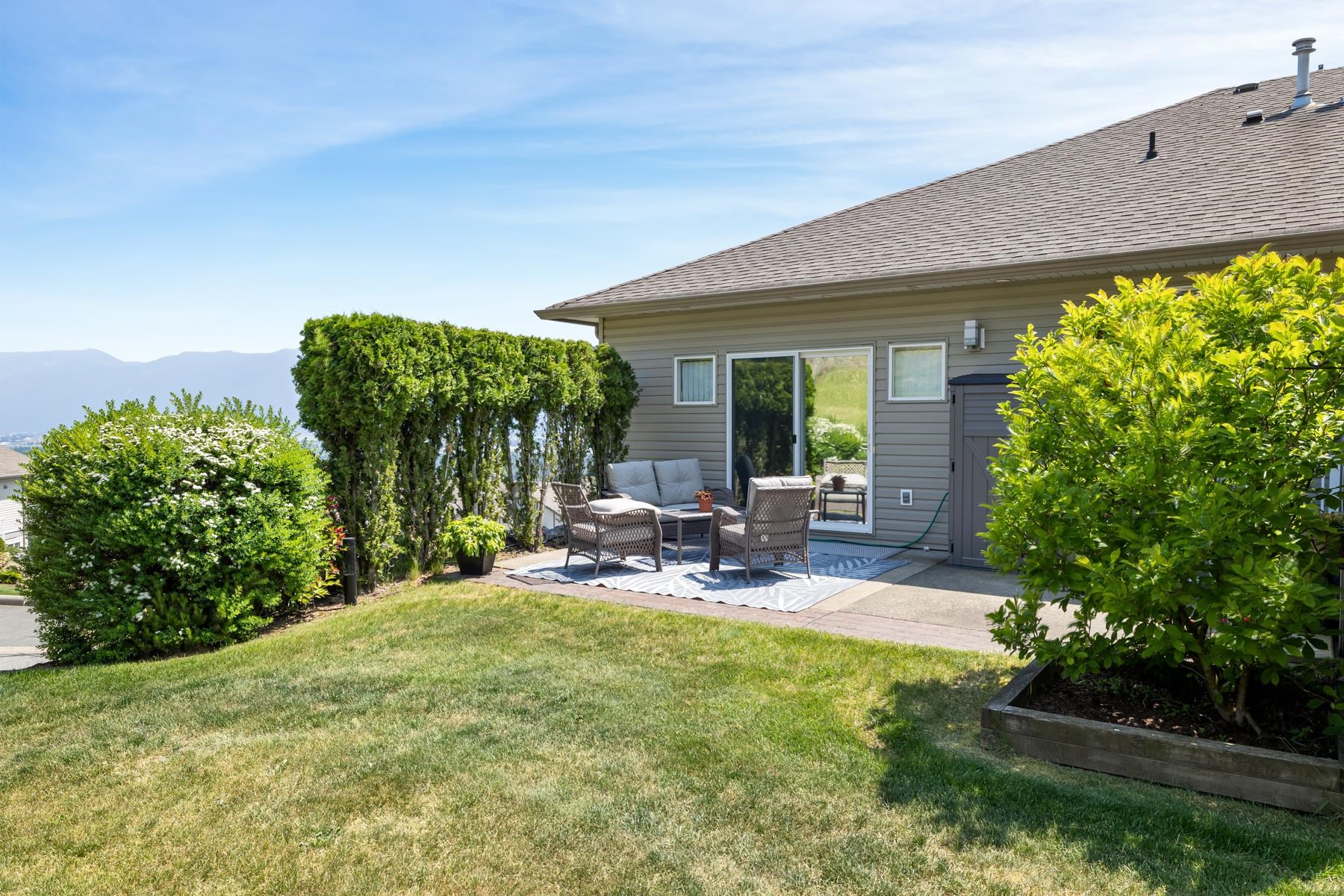 107 8590 SUNRISE DRIVE 25