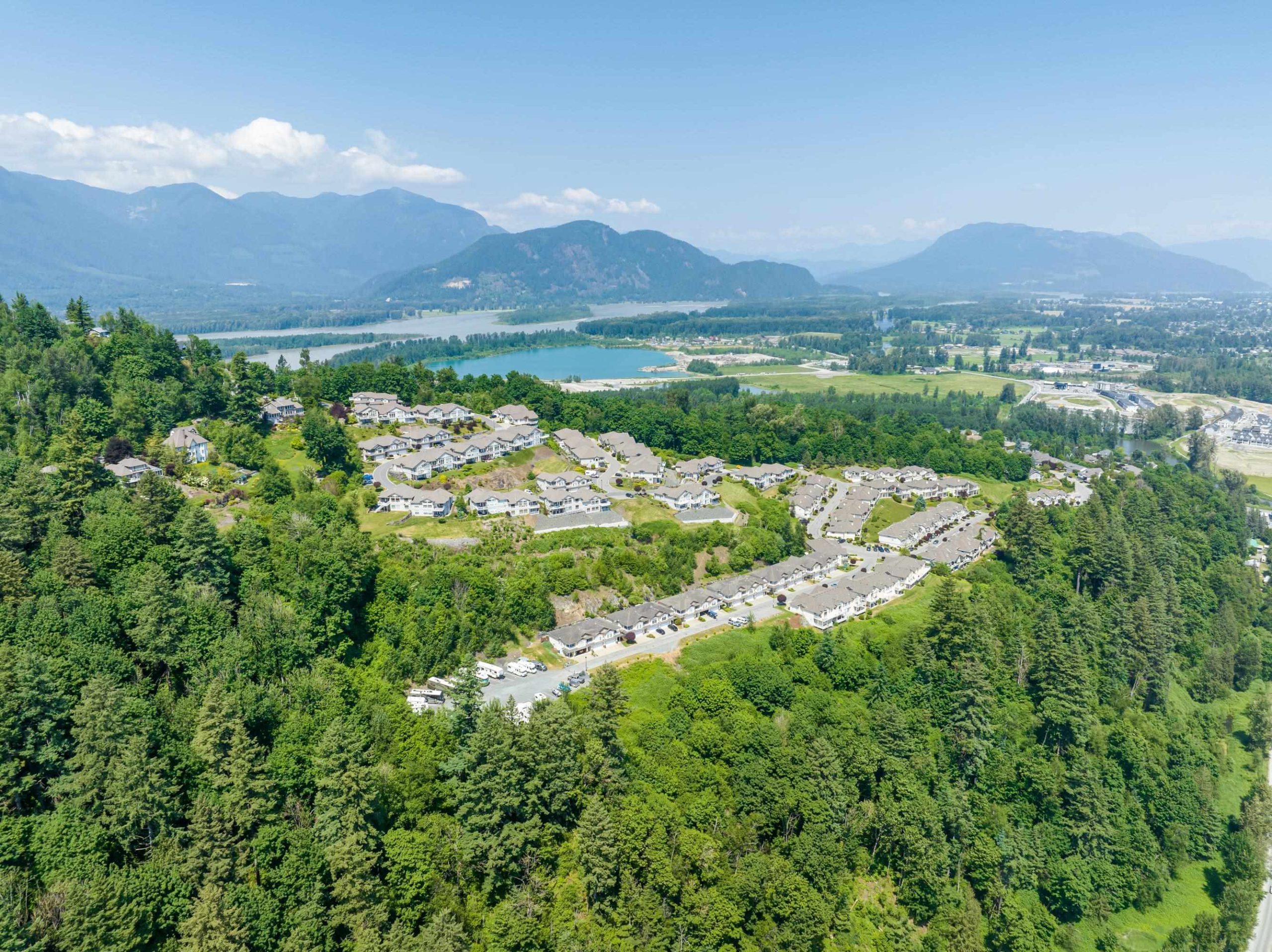 107 8590 SUNRISE DRIVE 29