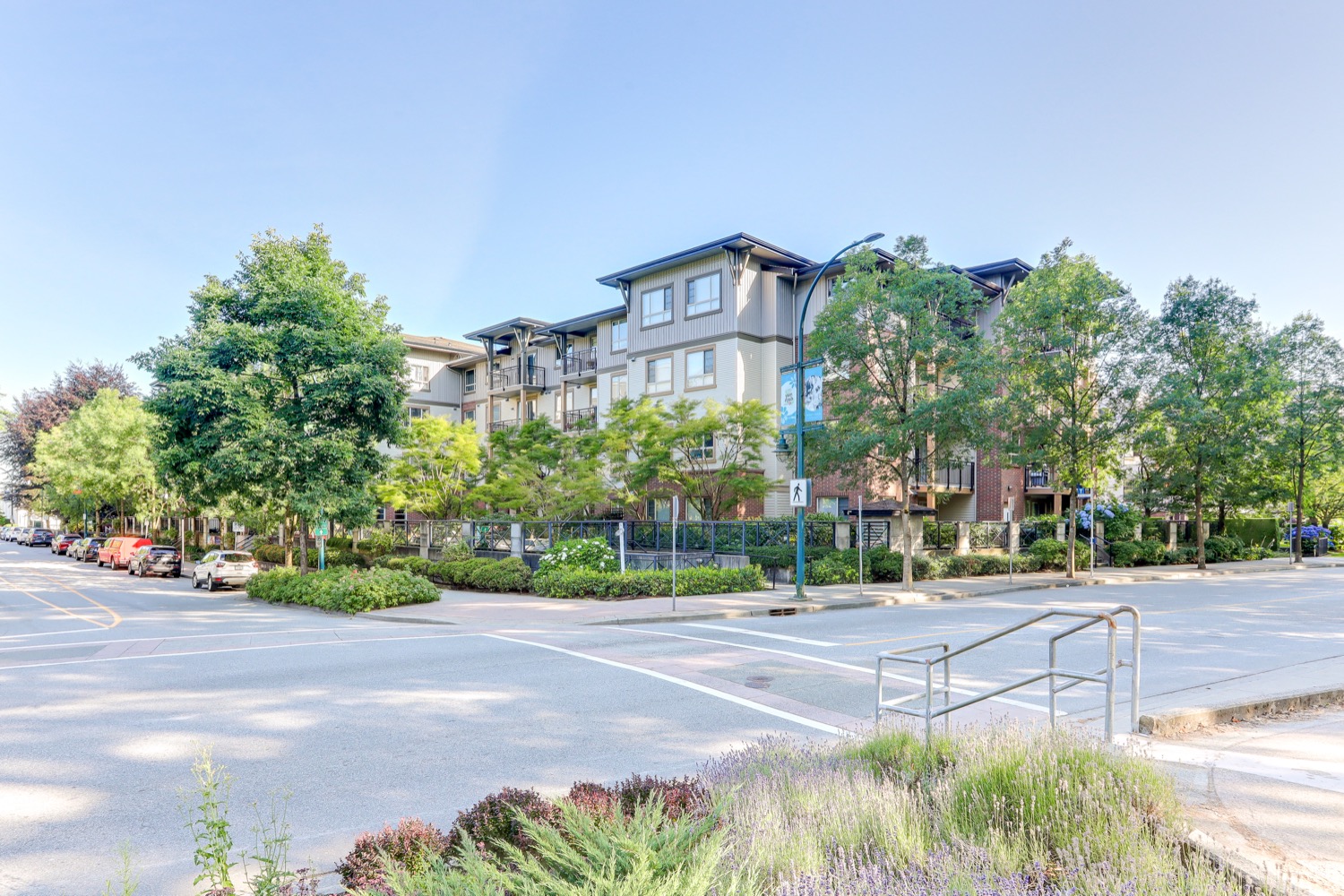 301 2346 MCALLISTER AVENUE, PORT COQUITLAM