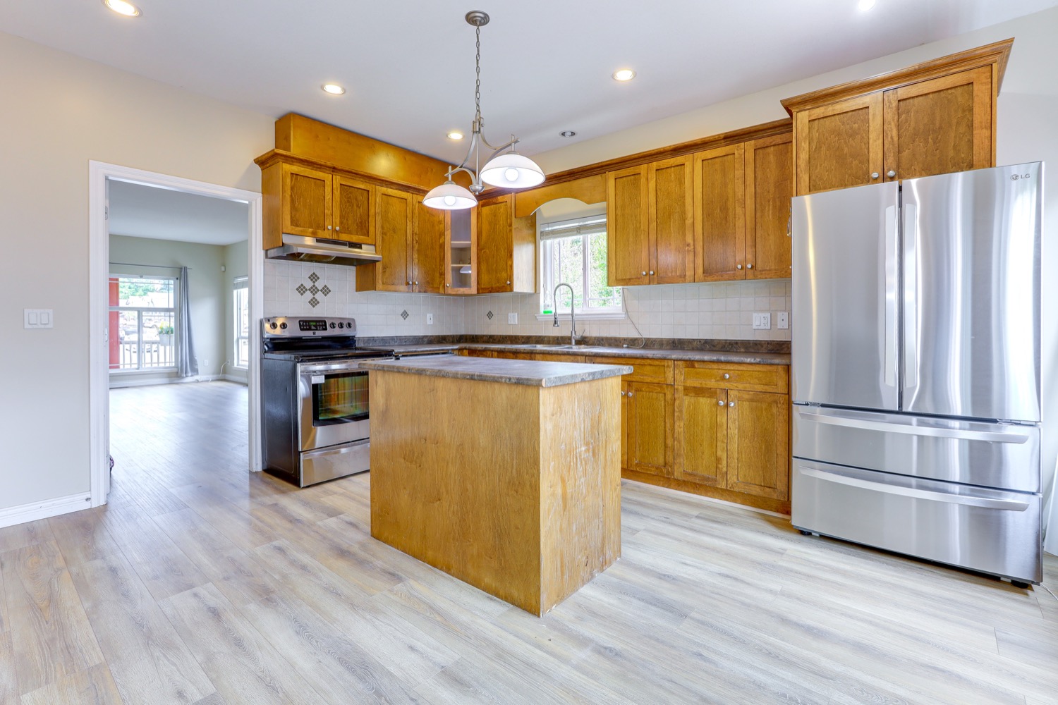 10148 242B STREET 18