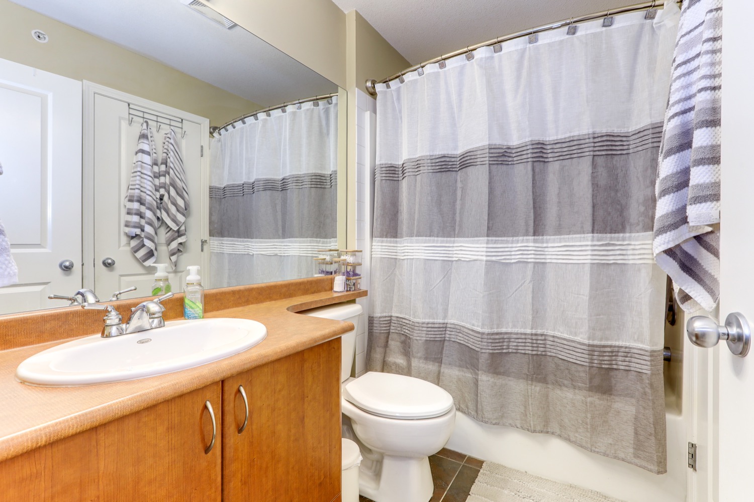 301 2346 MCALLISTER AVENUE, PORT COQUITLAM 16