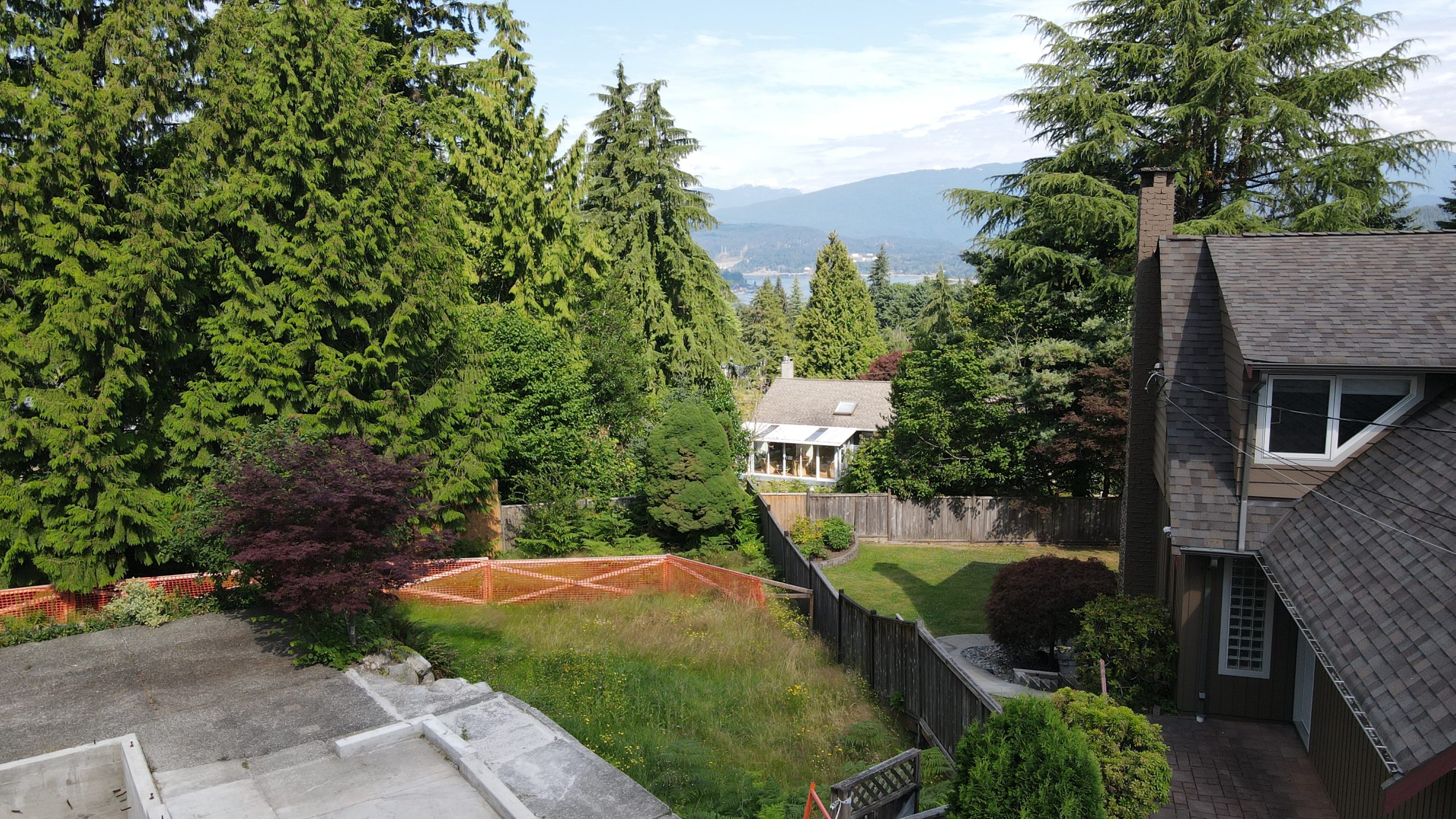 926 KOMARNO COURT 8