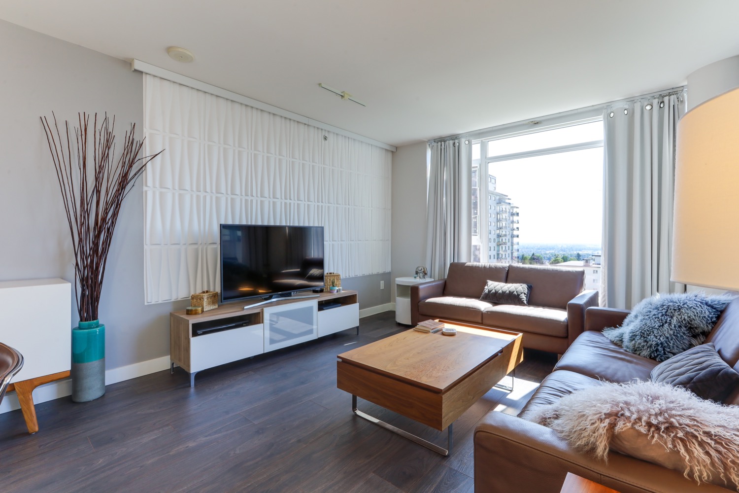 706 608 BELMONT STREET, NEW WESTMINSTER 33