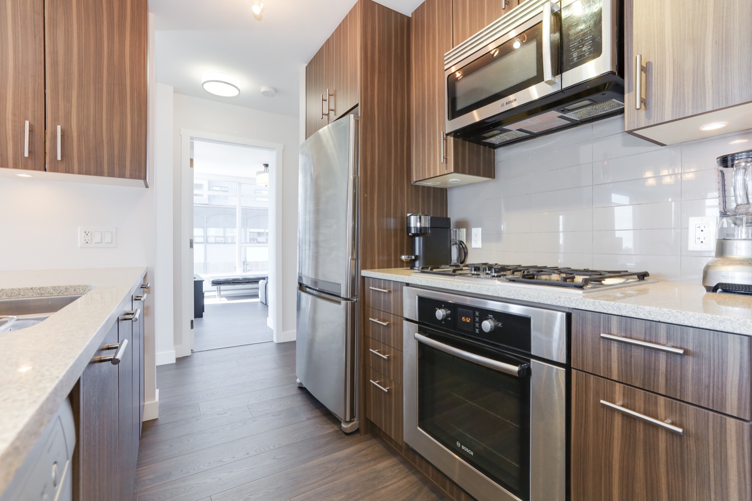 706 608 BELMONT STREET, NEW WESTMINSTER 11