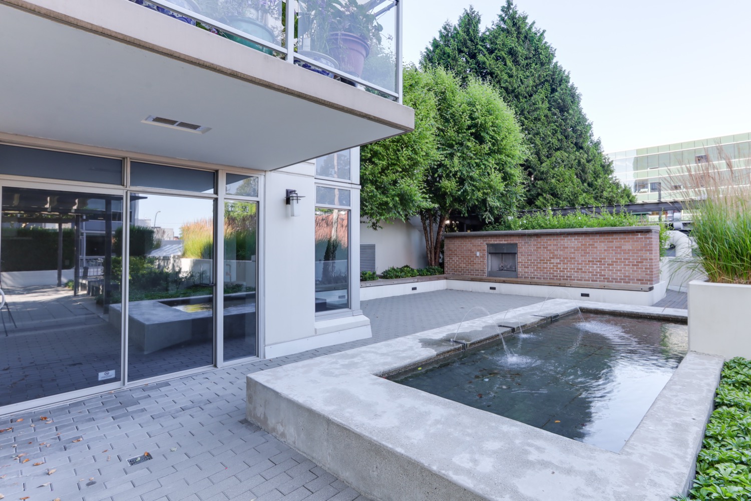 706 608 BELMONT STREET, NEW WESTMINSTER 27