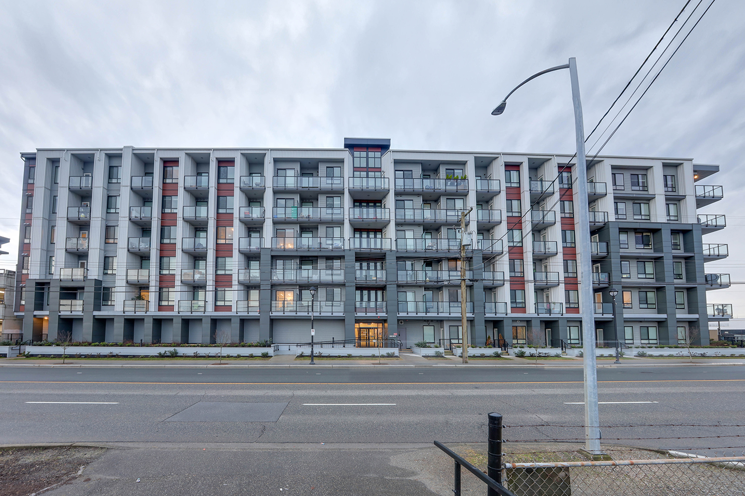 610 20360 LOGAN AVENUE 25