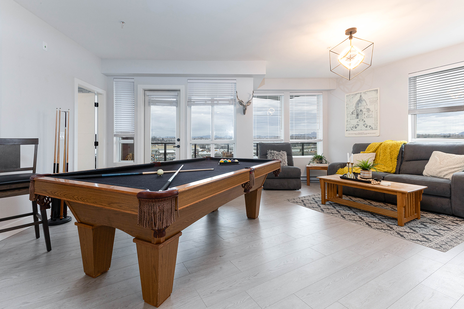 610 20360 LOGAN AVENUE 23