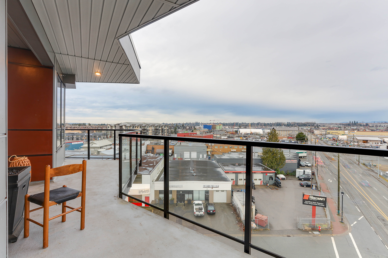 610 20360 LOGAN AVENUE 8