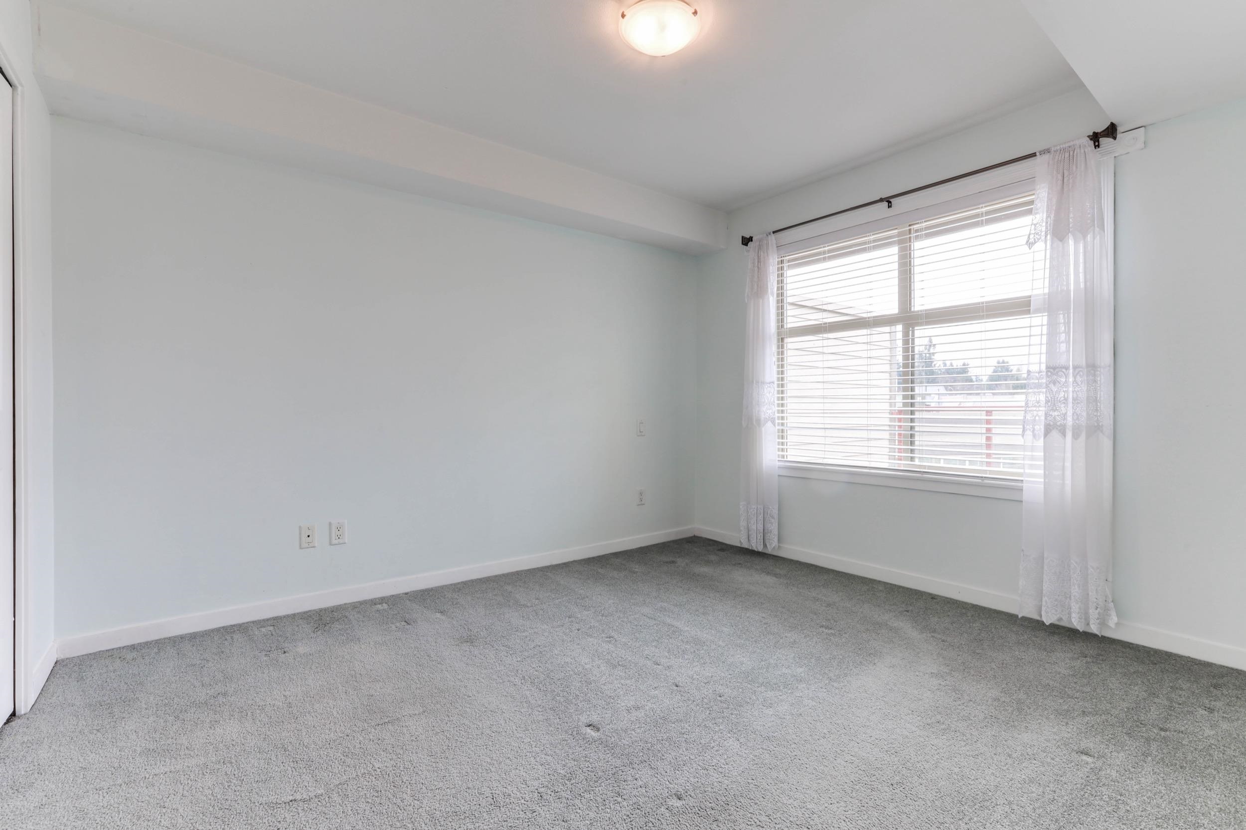 402 2511 KING GEORGE BOULEVARD 13