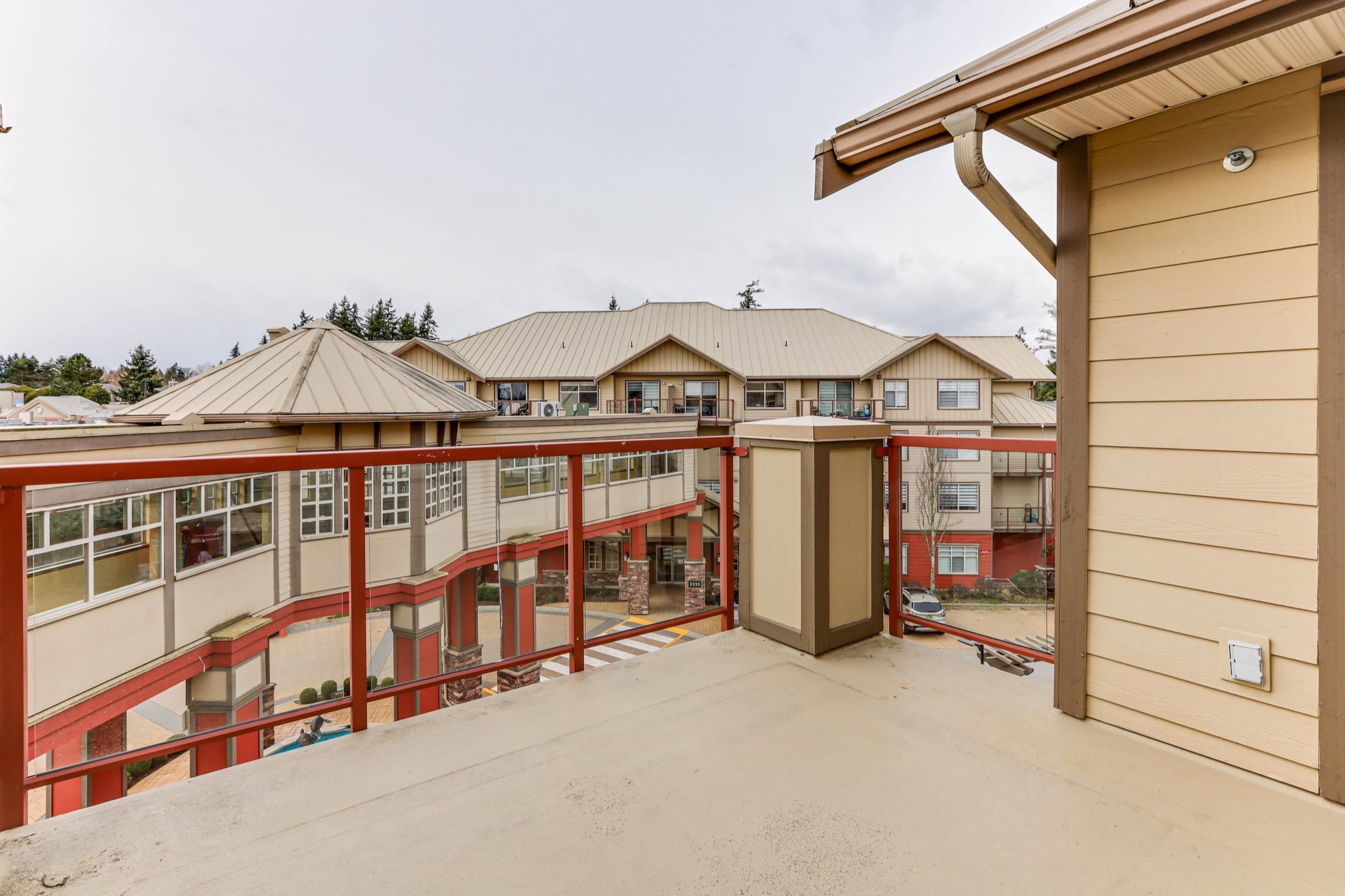 402 2511 KING GEORGE BOULEVARD 20