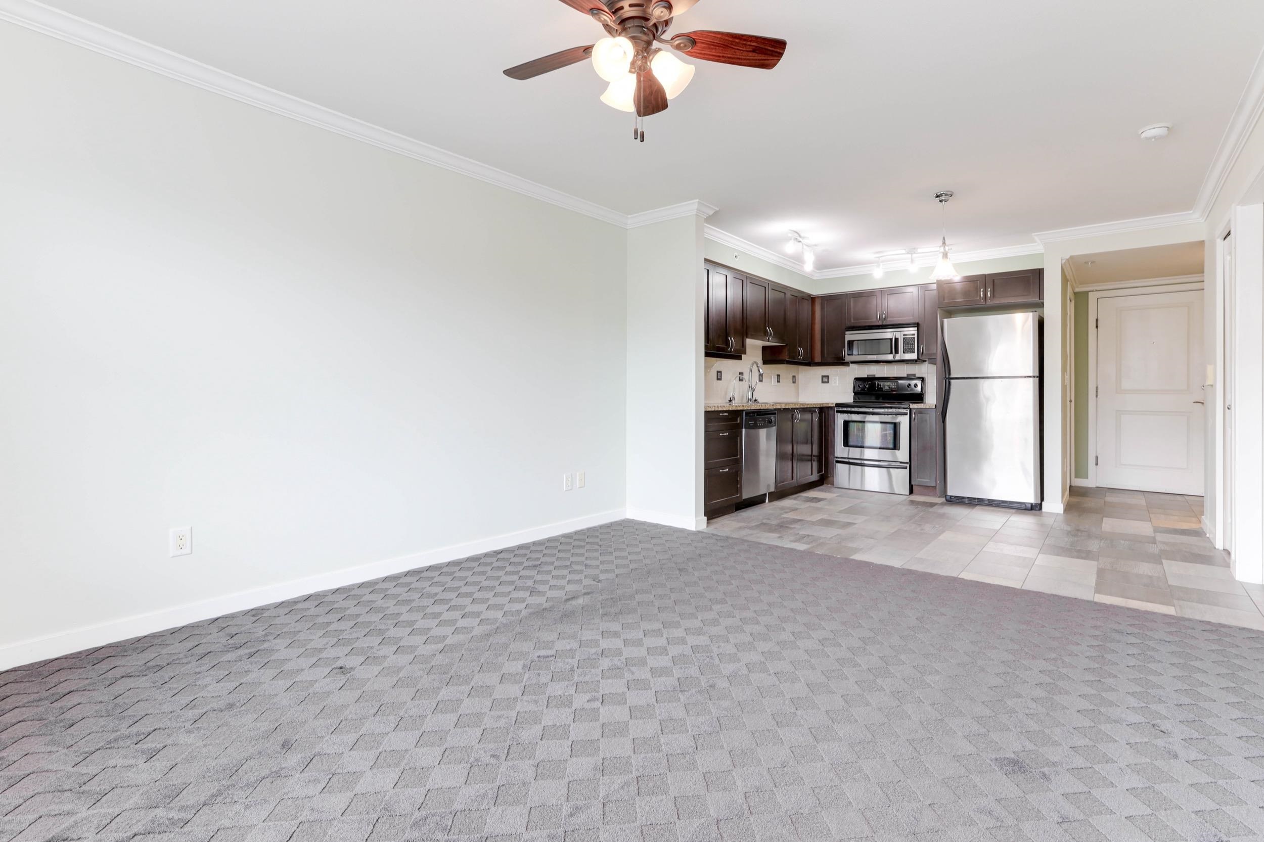 402 2511 KING GEORGE BOULEVARD 8