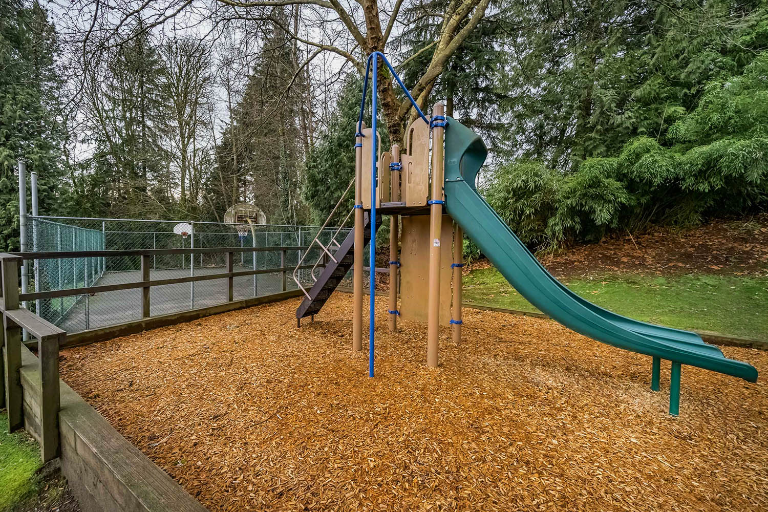 430 Cambridge Way, Port Moody BC V3H 3V2 33