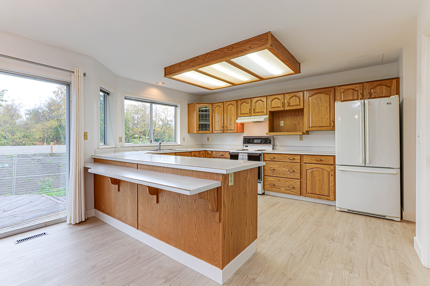 7231 Bridge Street, 13