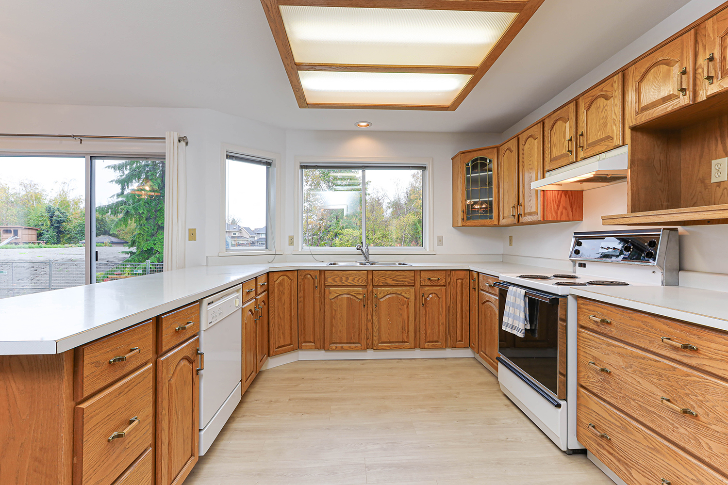 7231 Bridge Street, 15