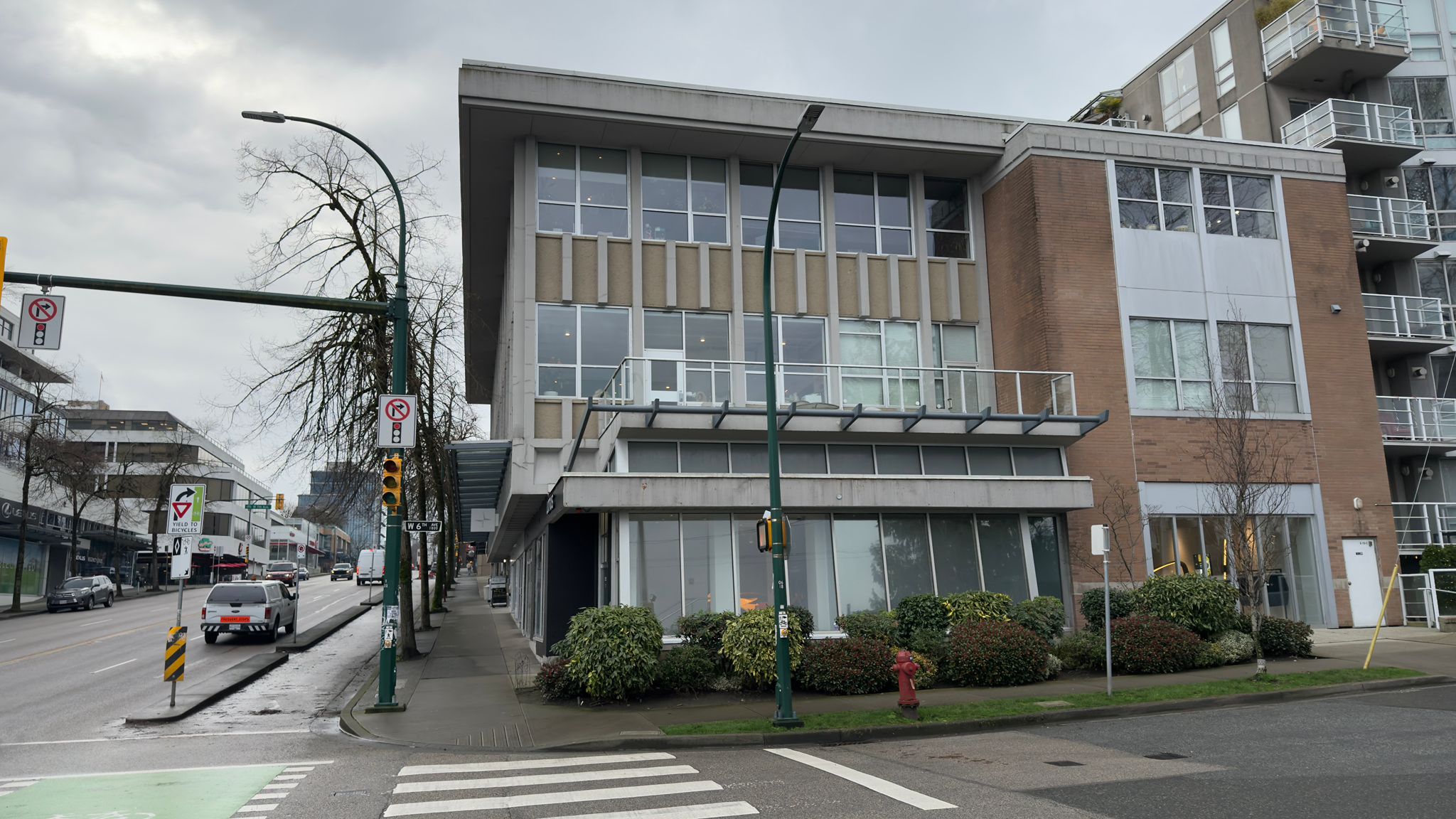 312 2233 Burrard Street, Vancouver BC 3
